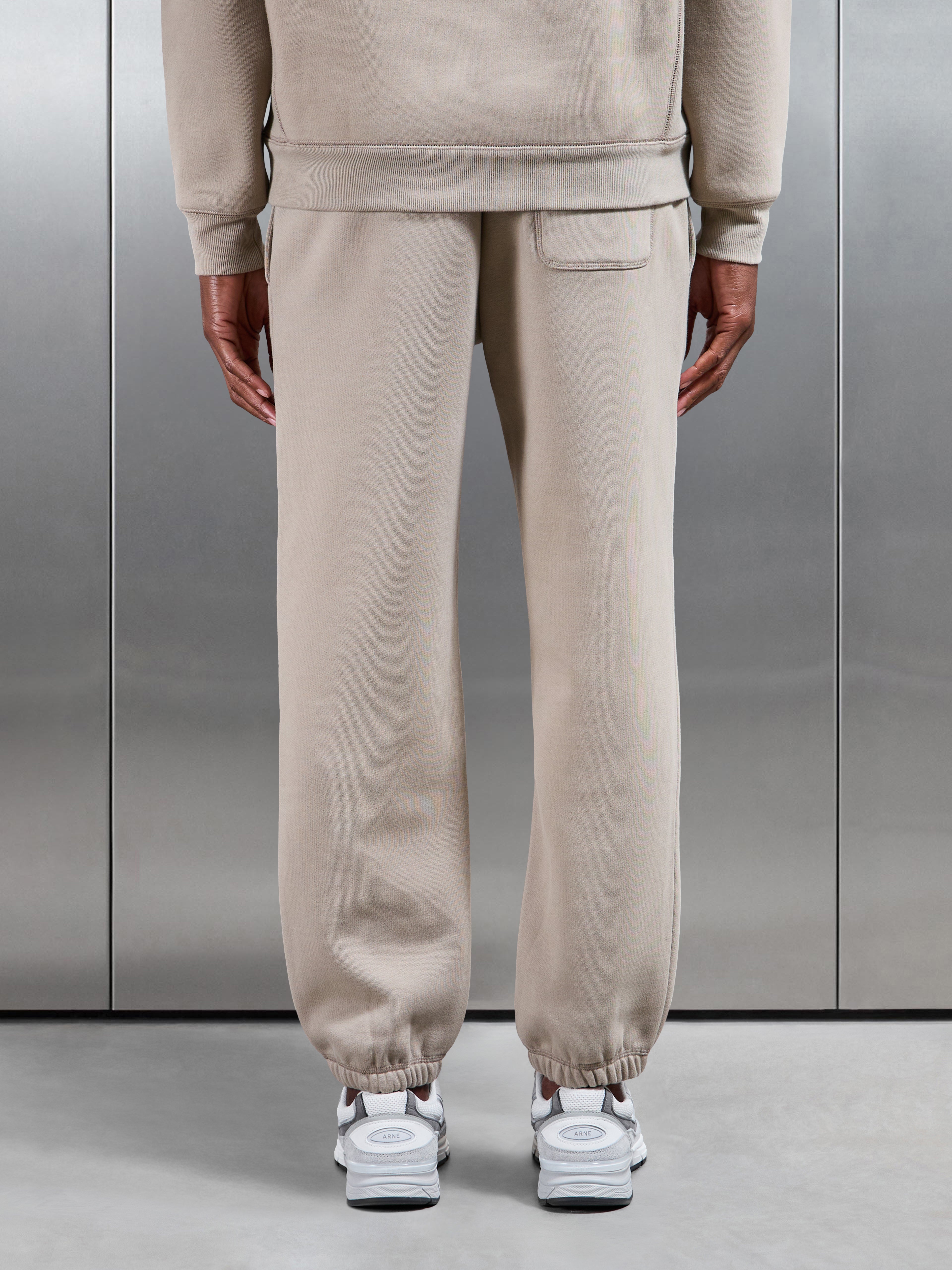 Relaxed Fit Jogger in Stone