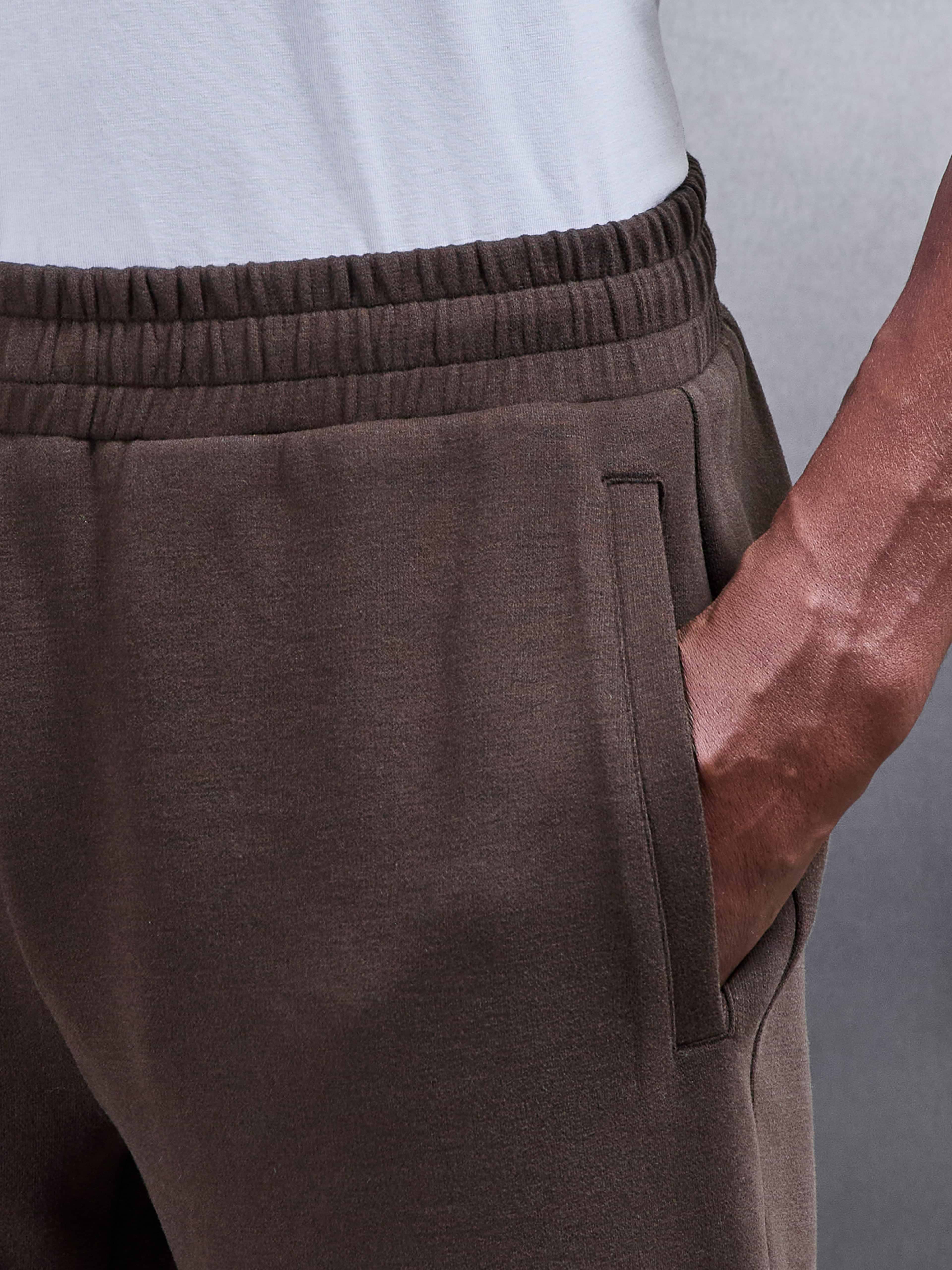 Relaxed Fit Knitted Jogger in Brown