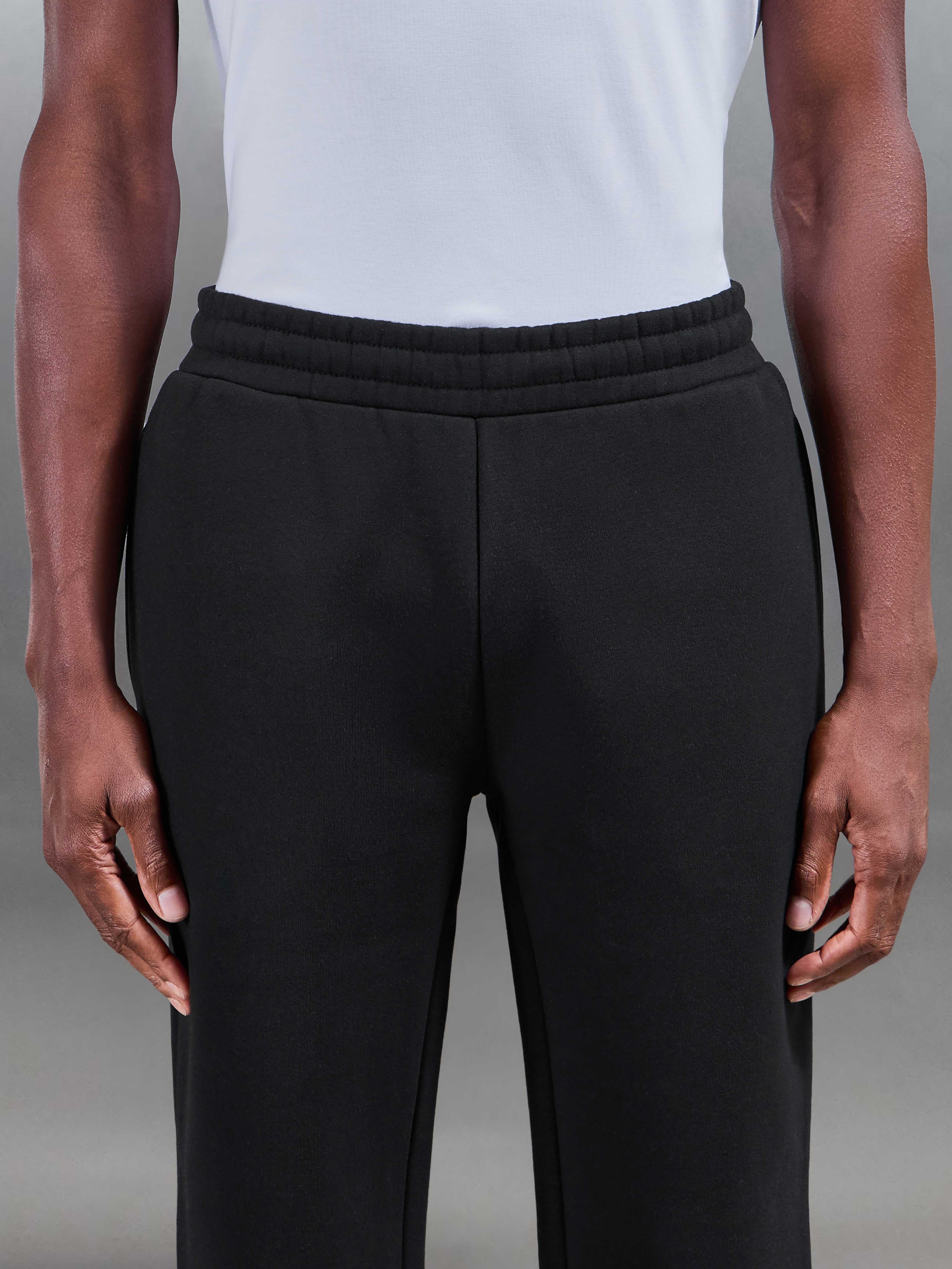 Relaxed Fit Straight Leg Jogger in Black