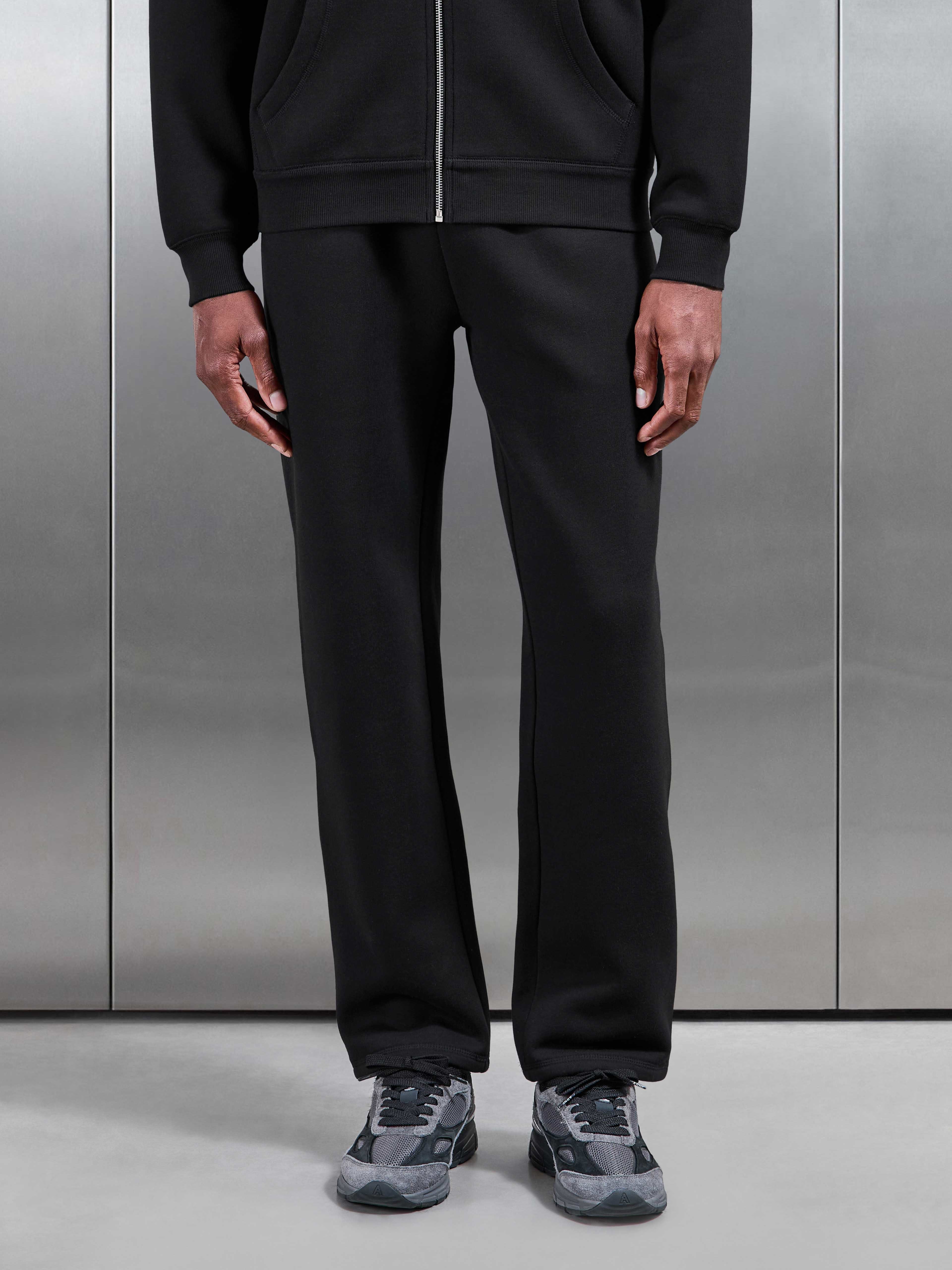 Relaxed Fit Straight Leg Jogger in Black