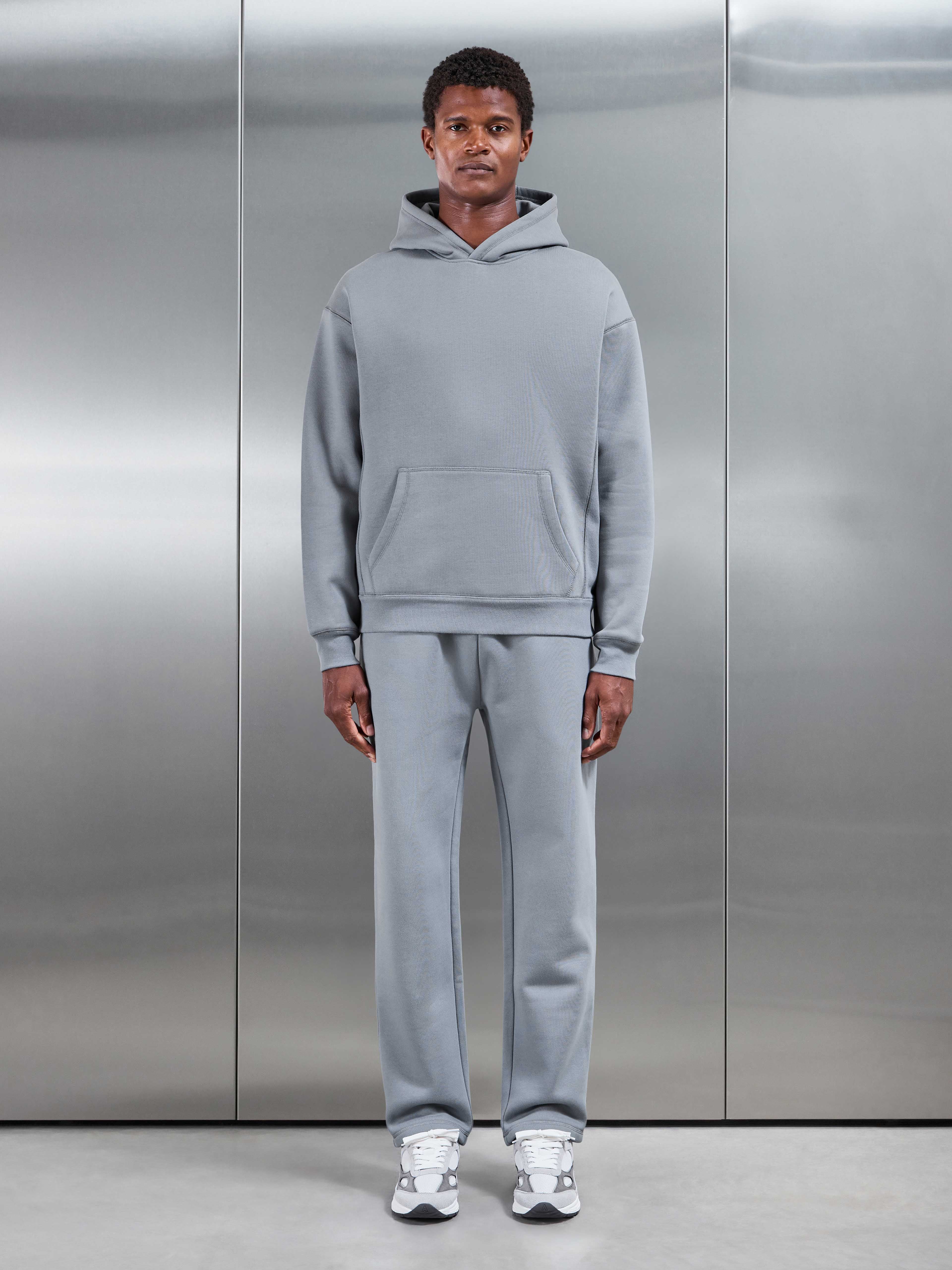 Relaxed Fit Straight Leg Jogger in Coast Blue