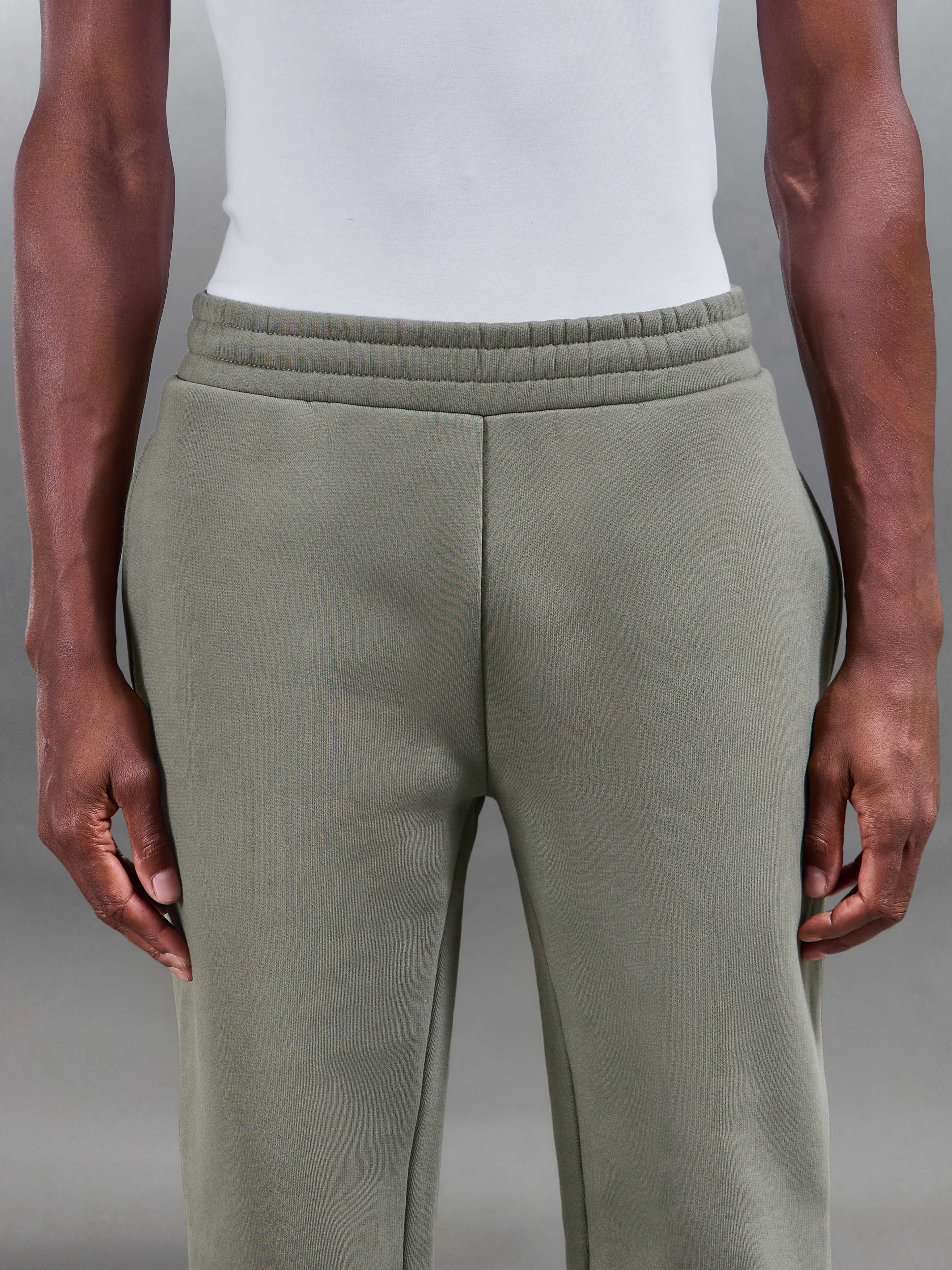 Relaxed Fit Straight Leg Jogger in Olive