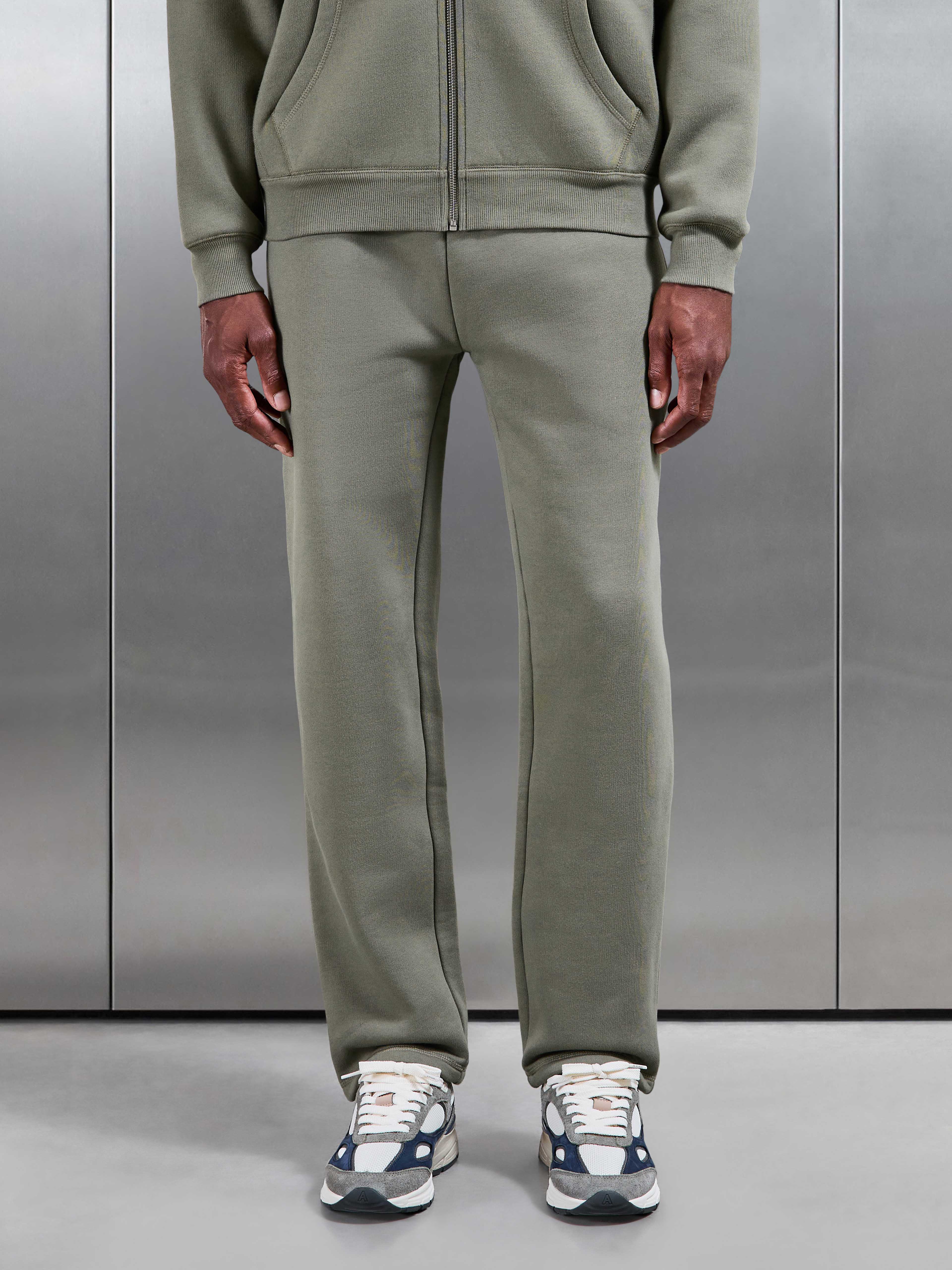 Relaxed Fit Straight Leg Jogger in Olive