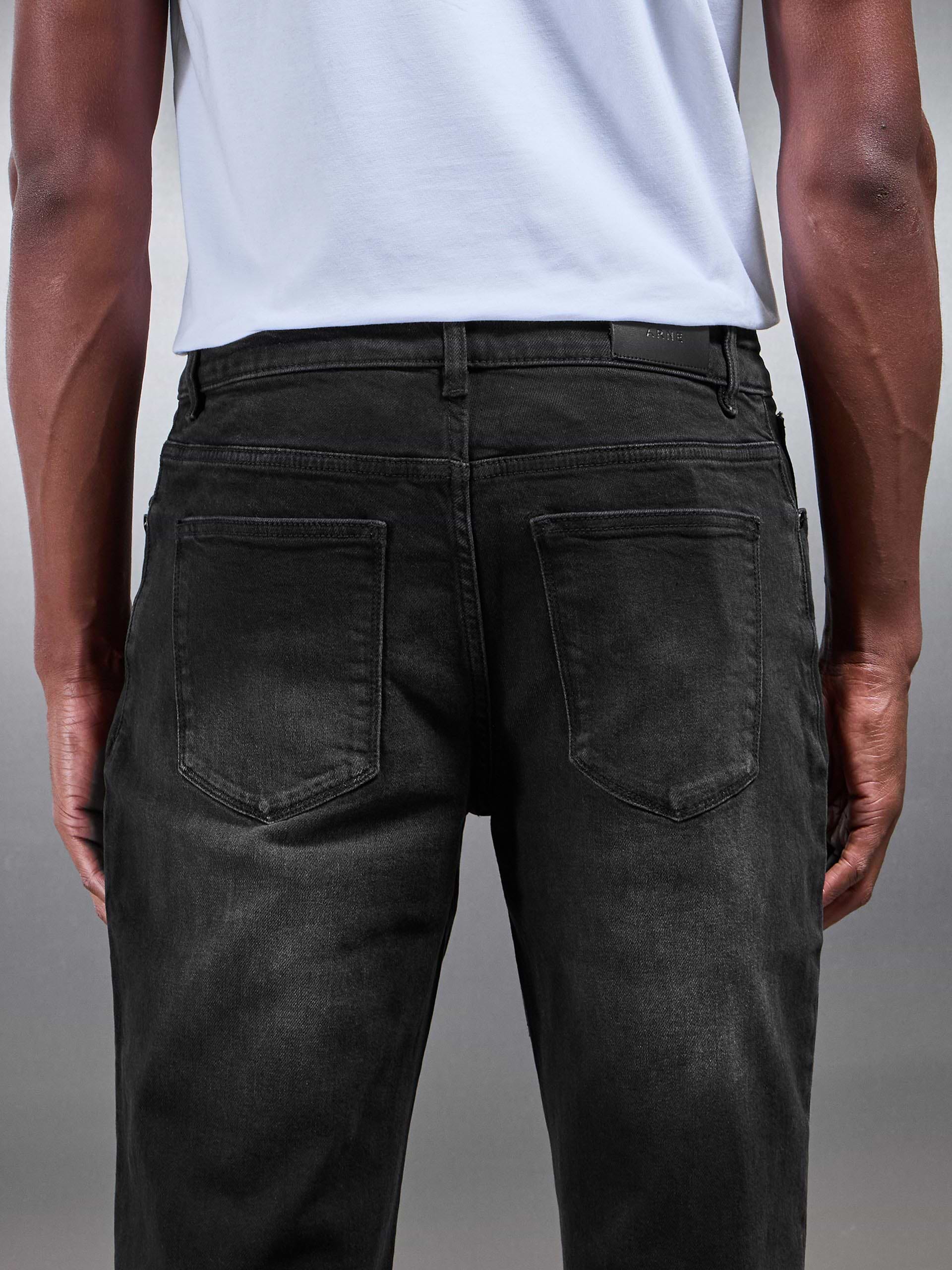 Relaxed Fit Denim Jeans in Black Wash