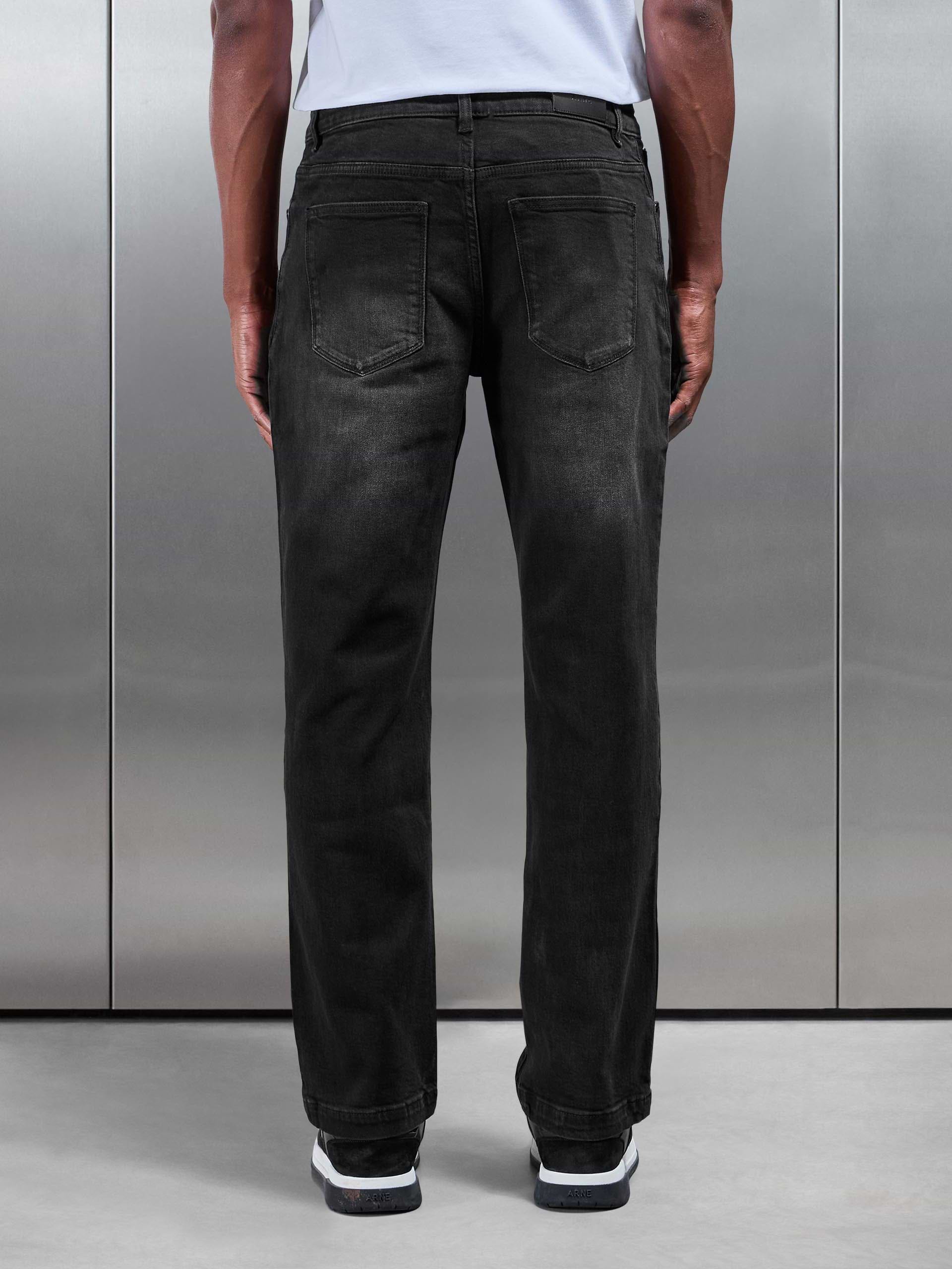 Relaxed Fit Denim Jeans in Black Wash