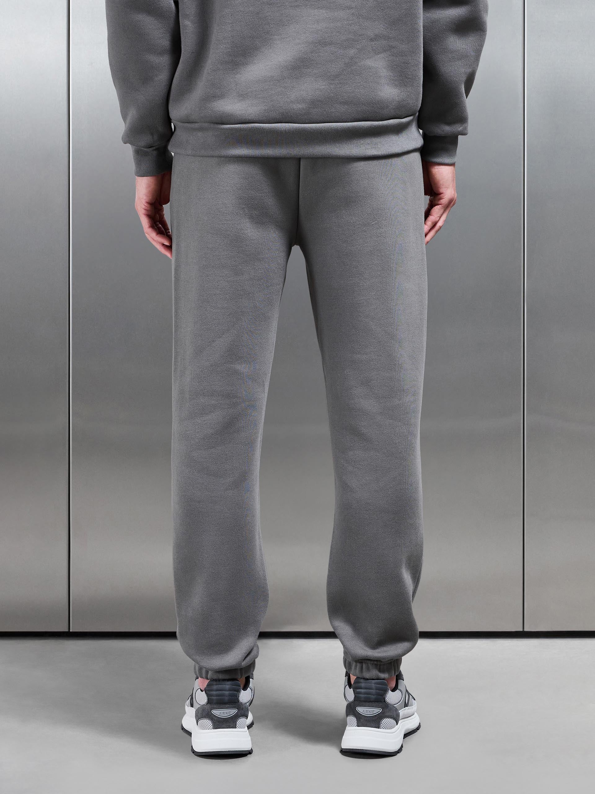 Relaxed Fit Jogger in Grey