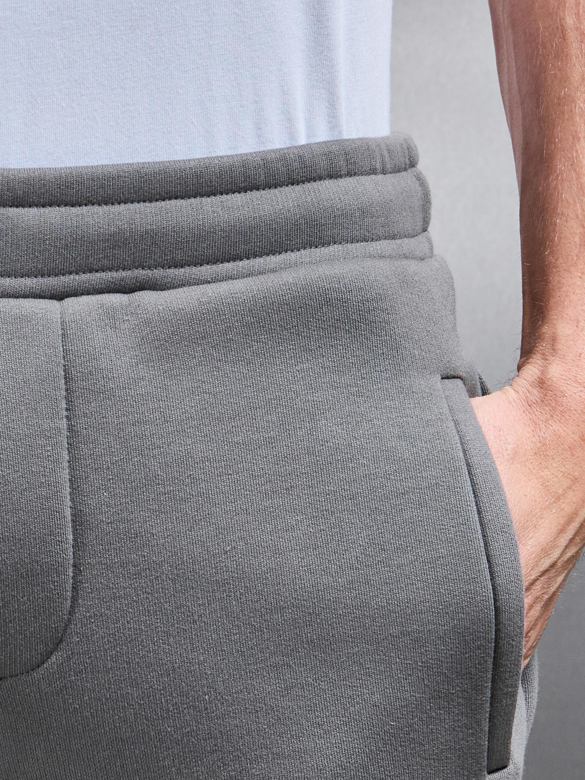 Relaxed Fit Jogger in Grey