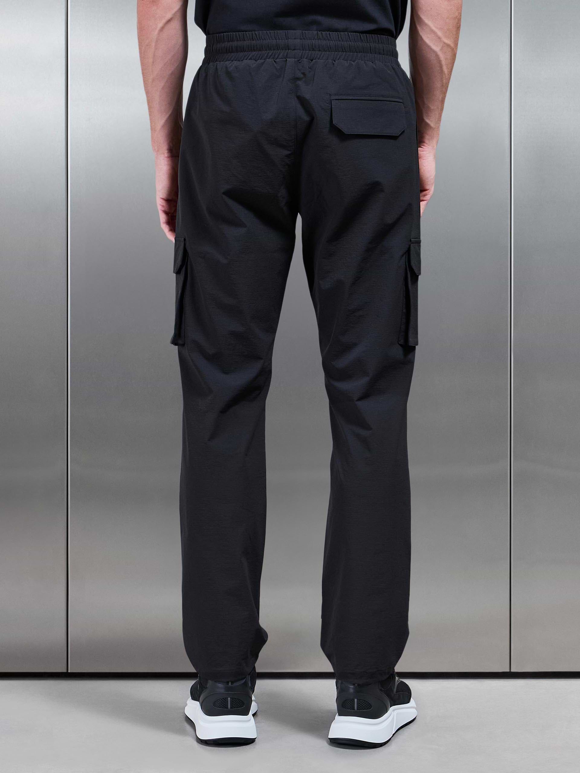 Relaxed Fit Utility Cargo Pant in Black