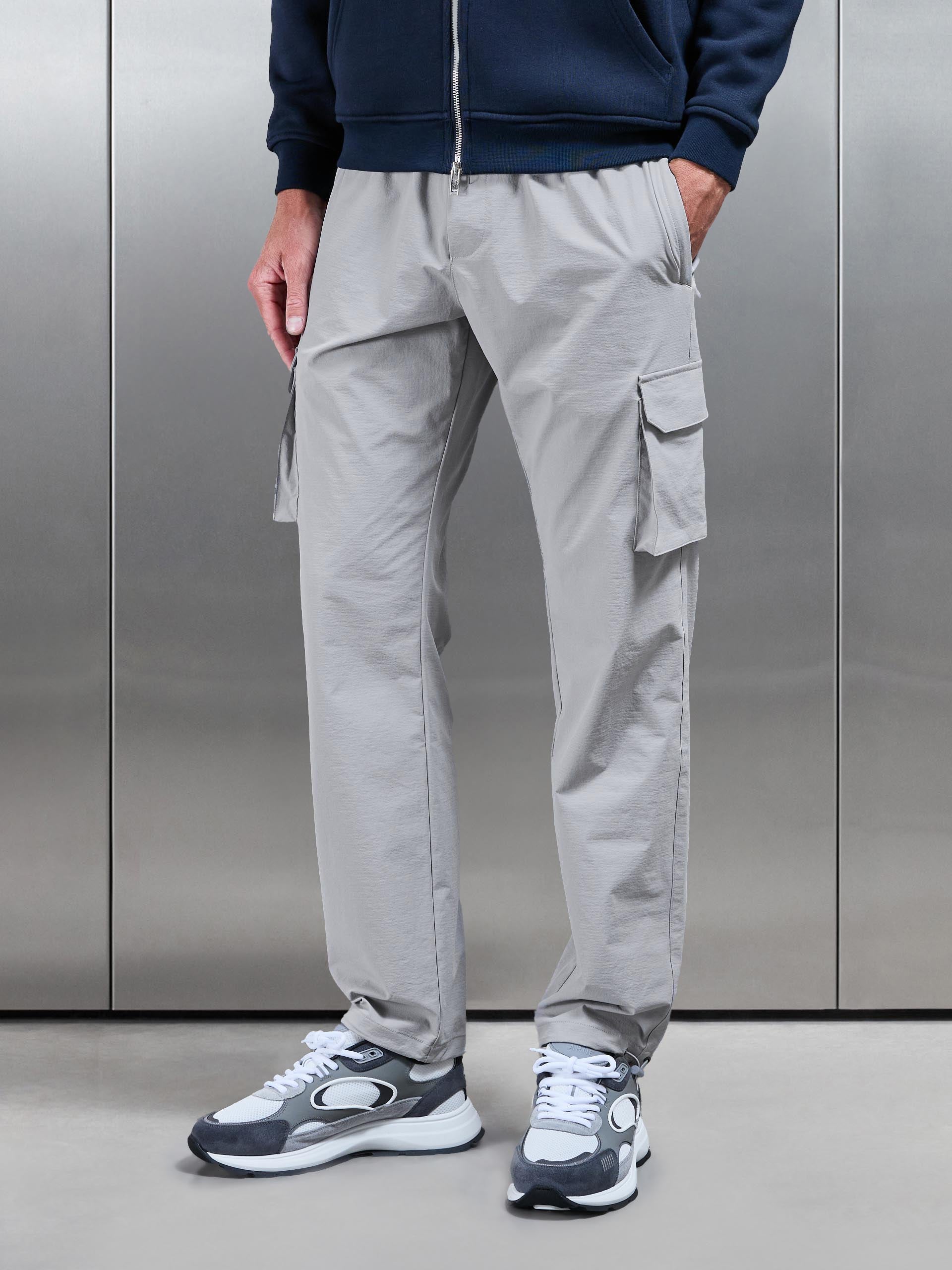 Relaxed Fit Utility Cargo Pant in Mid Grey
