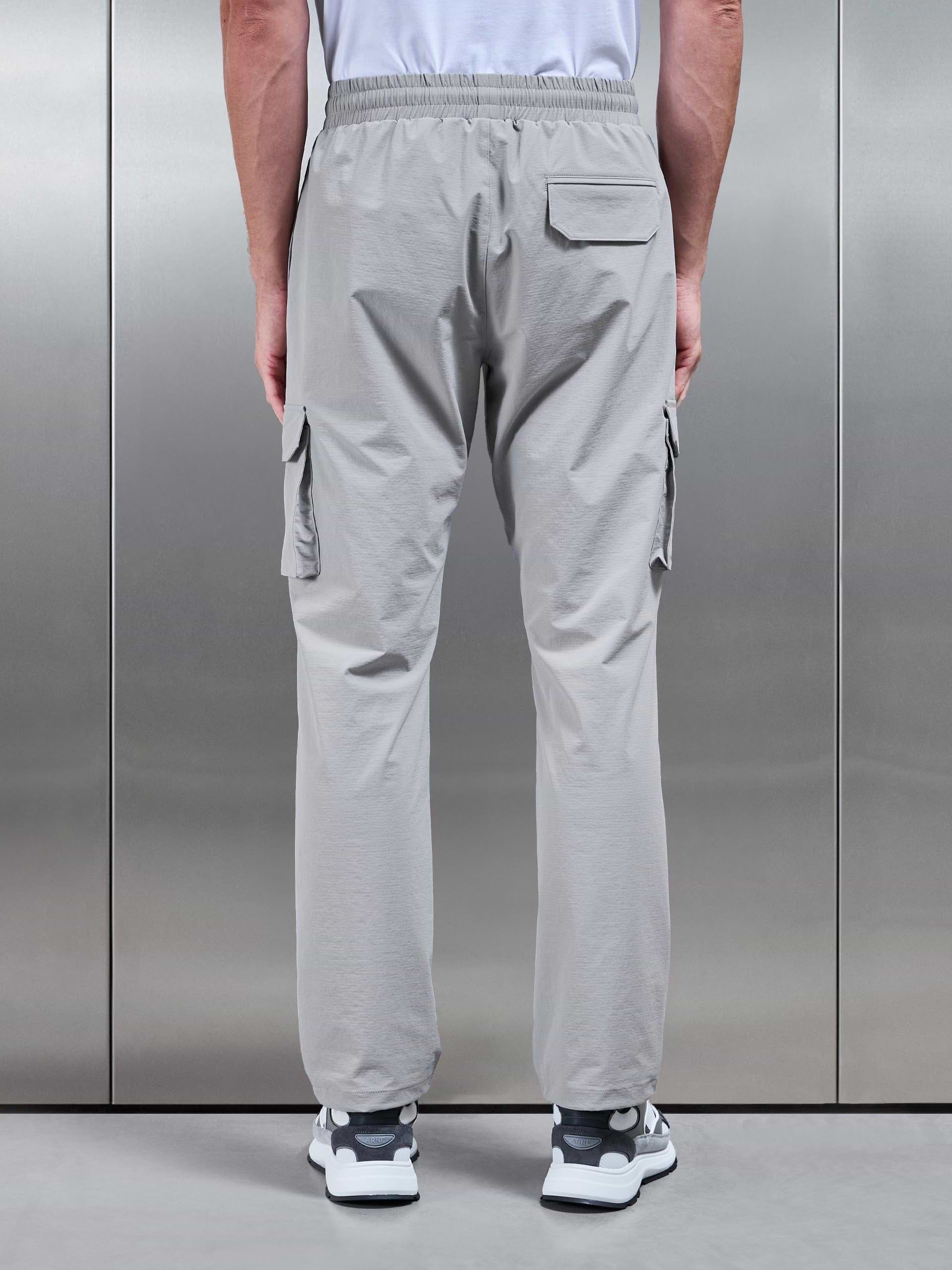 Relaxed Fit Utility Cargo Pant in Mid Grey