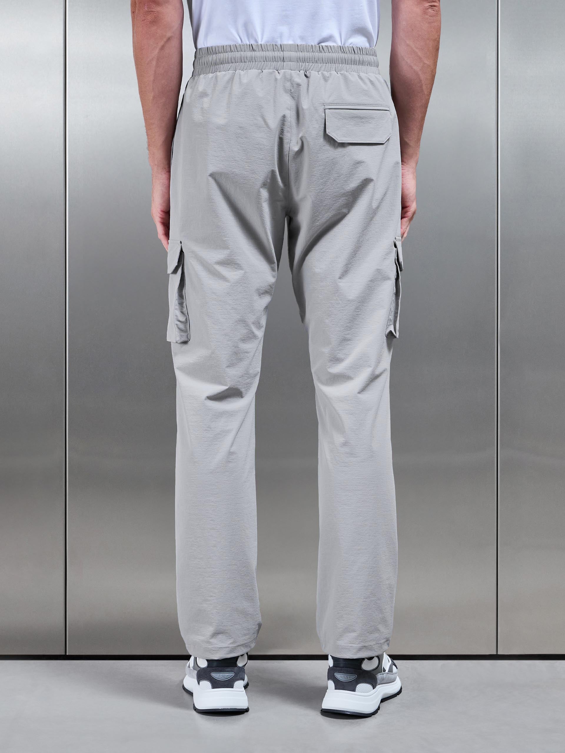 Relaxed Fit Utility Cargo Pant in Mid Grey