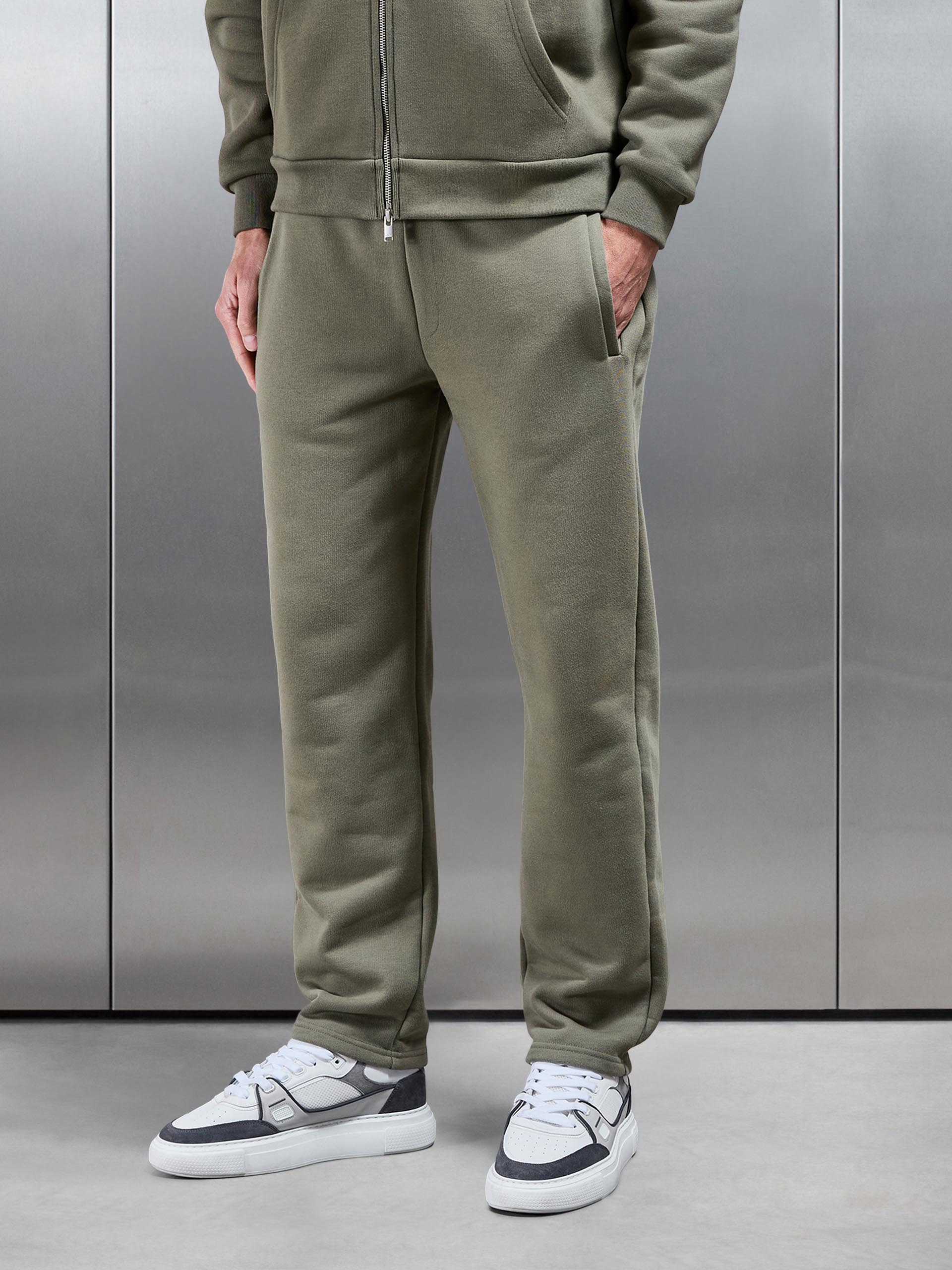 Relaxed Fit Straight Leg Jogger in Olive