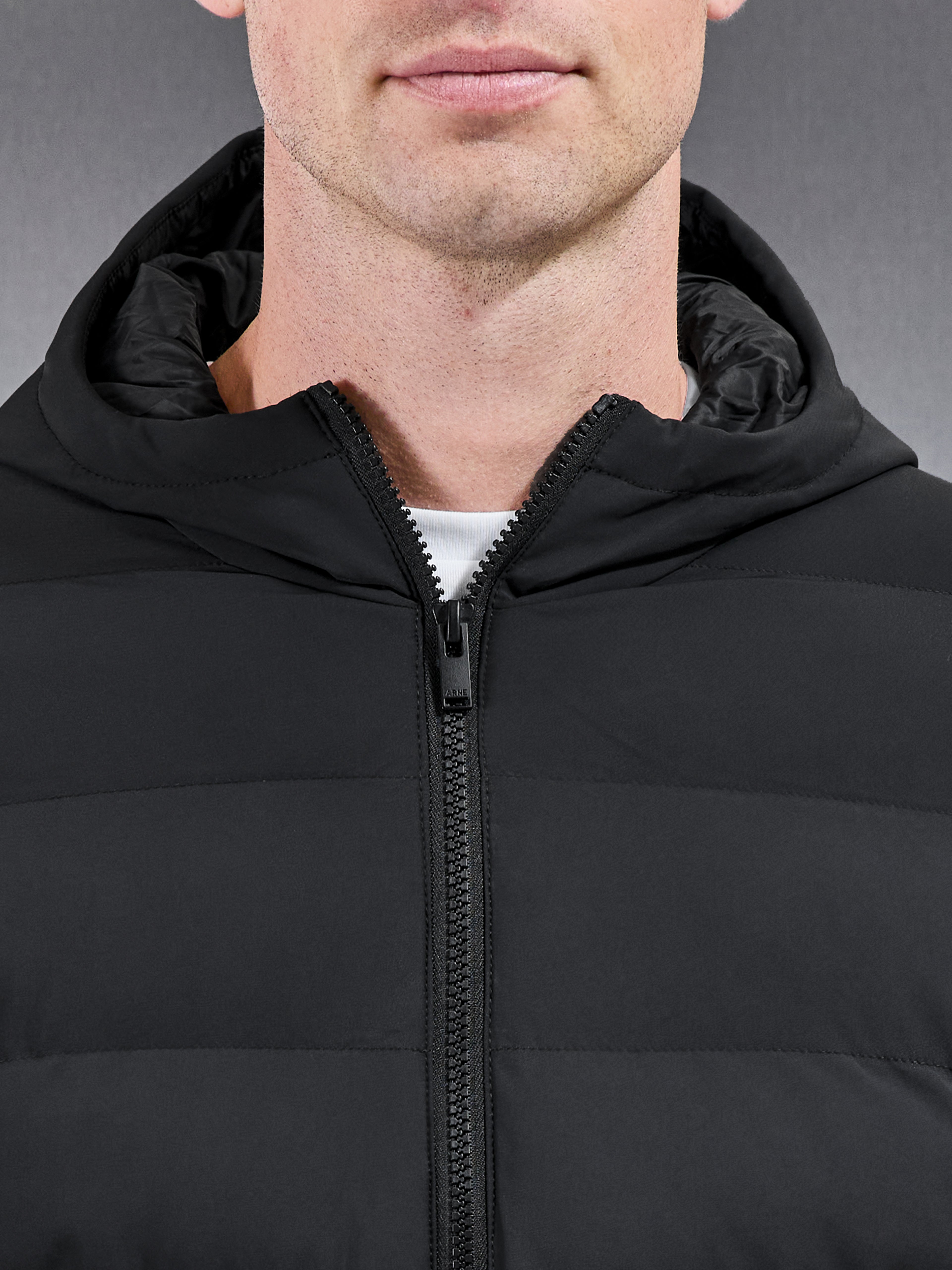 Ribbed Knit Hybrid Puffer Windbreaker in Black