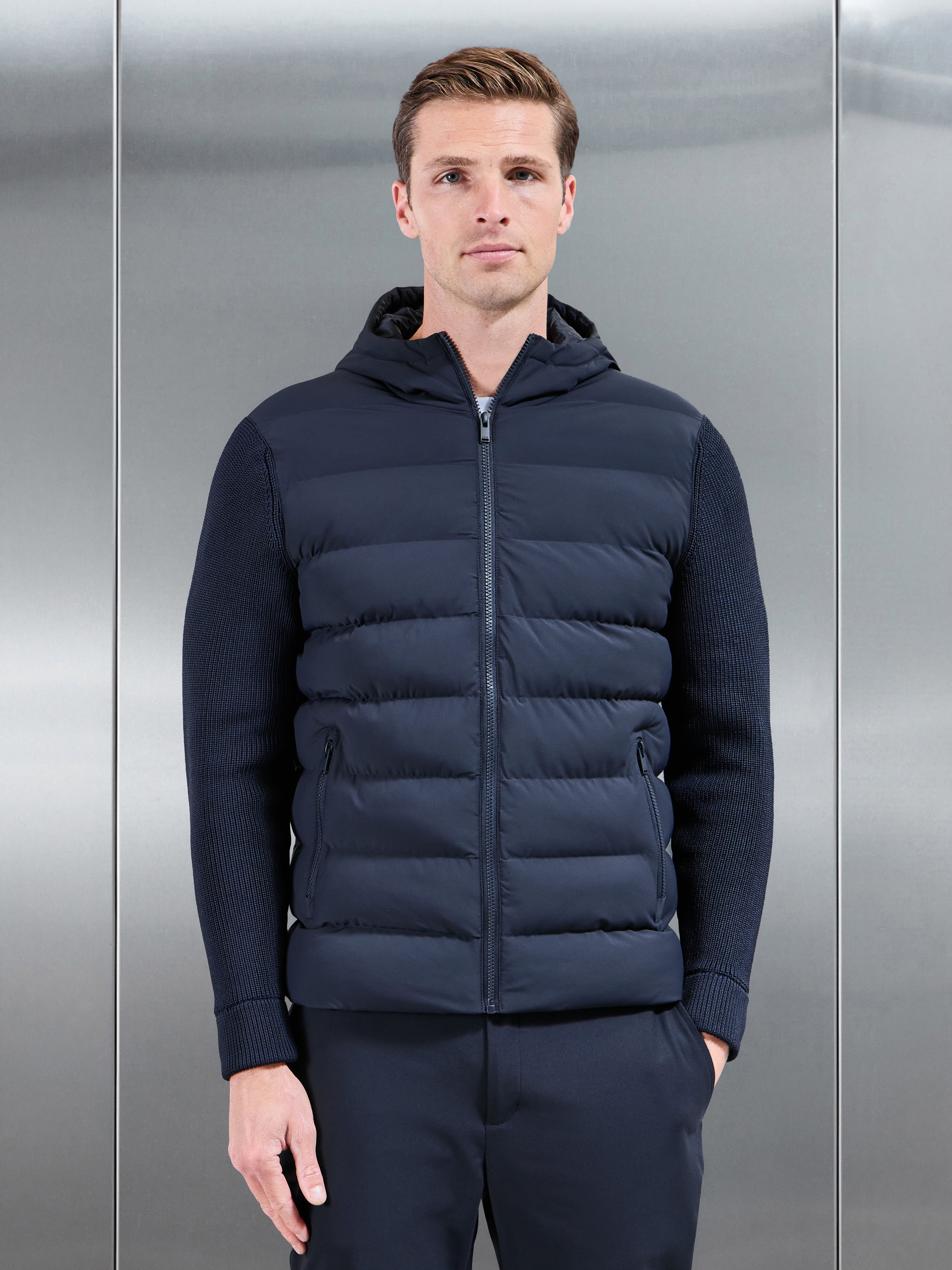 Ribbed Knit Hybrid Puffer Windbreaker in Navy