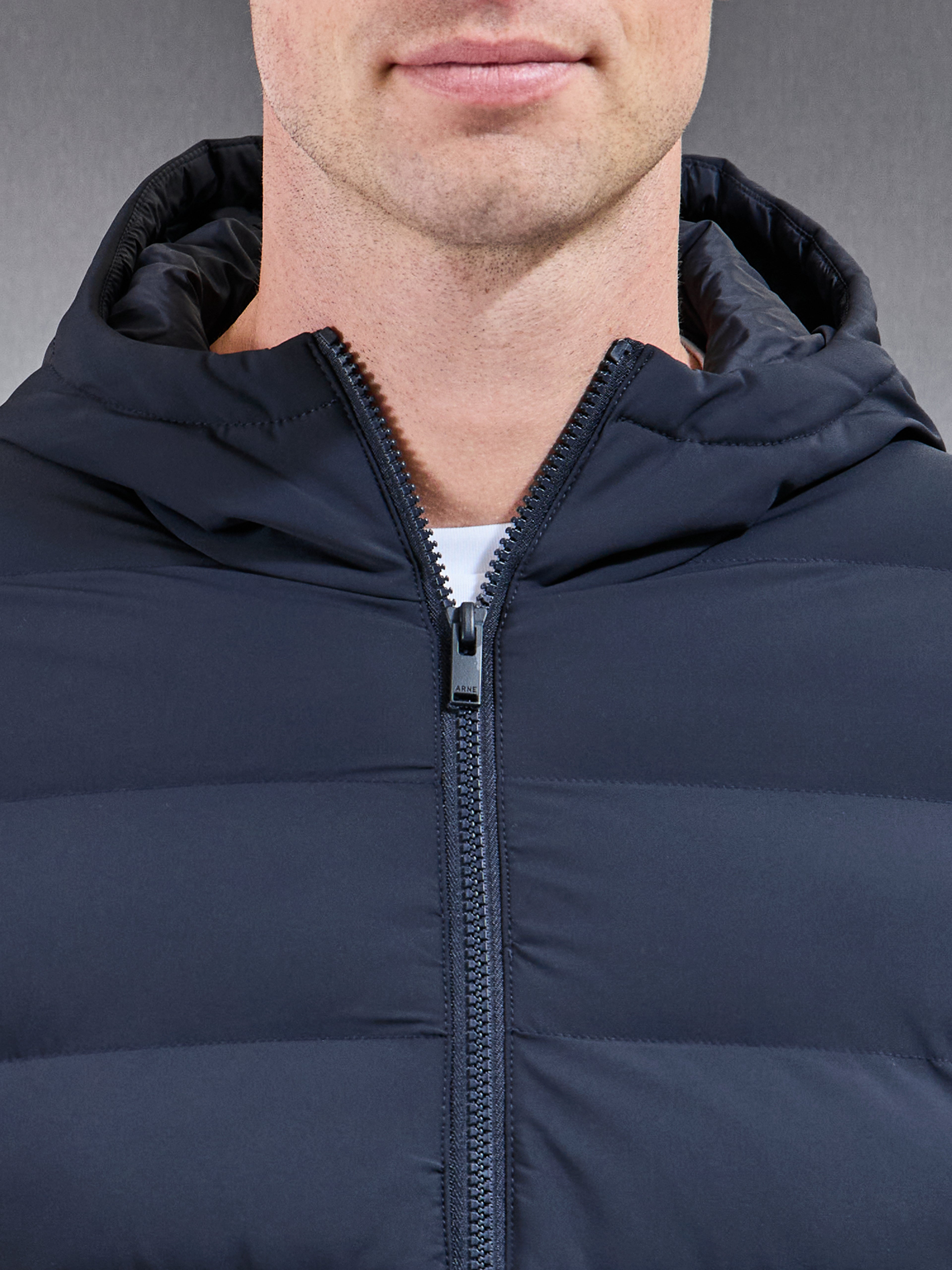 Ribbed Knit Hybrid Puffer Windbreaker in Navy