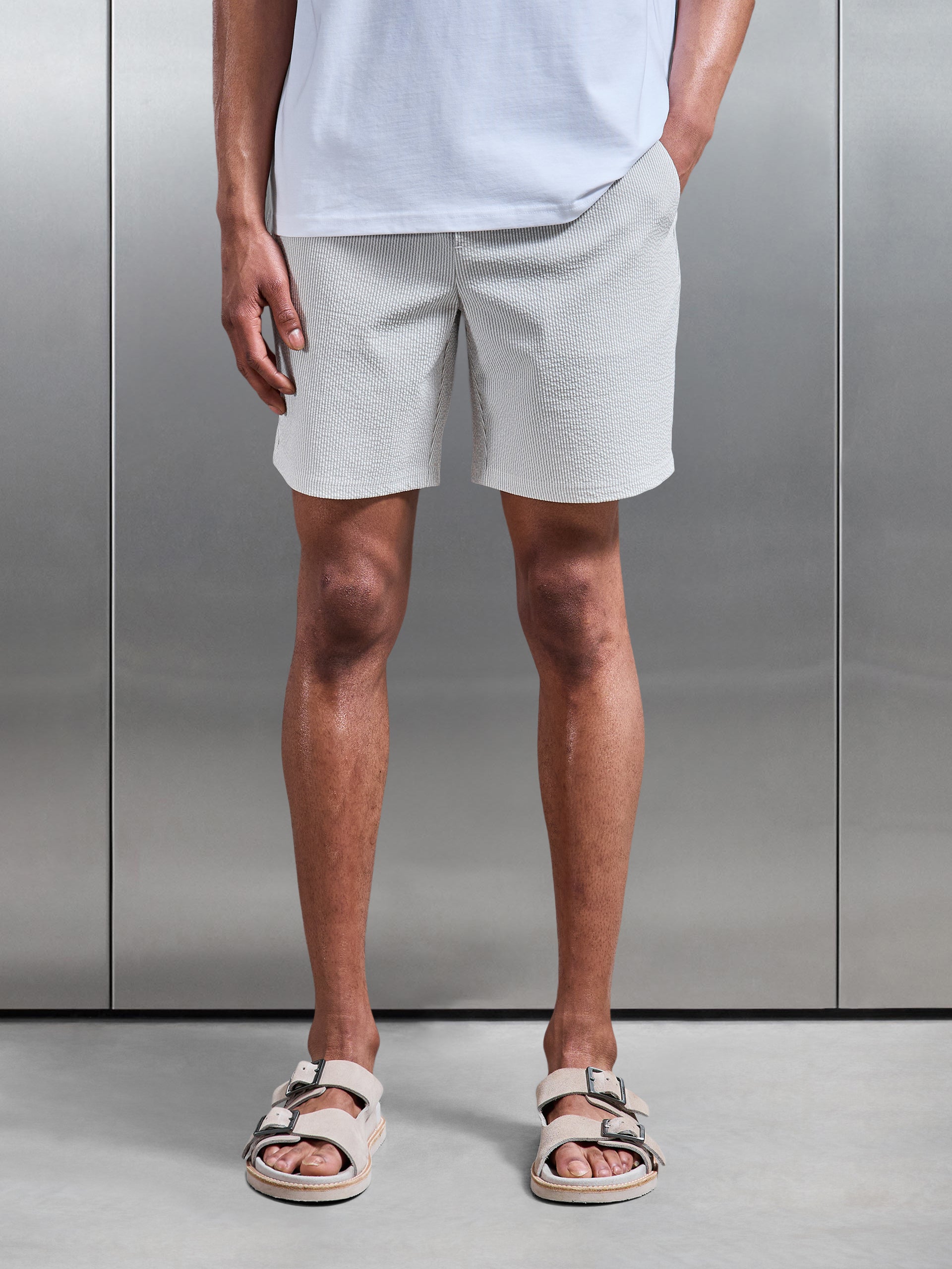 Seersucker Stripe Short in Stone