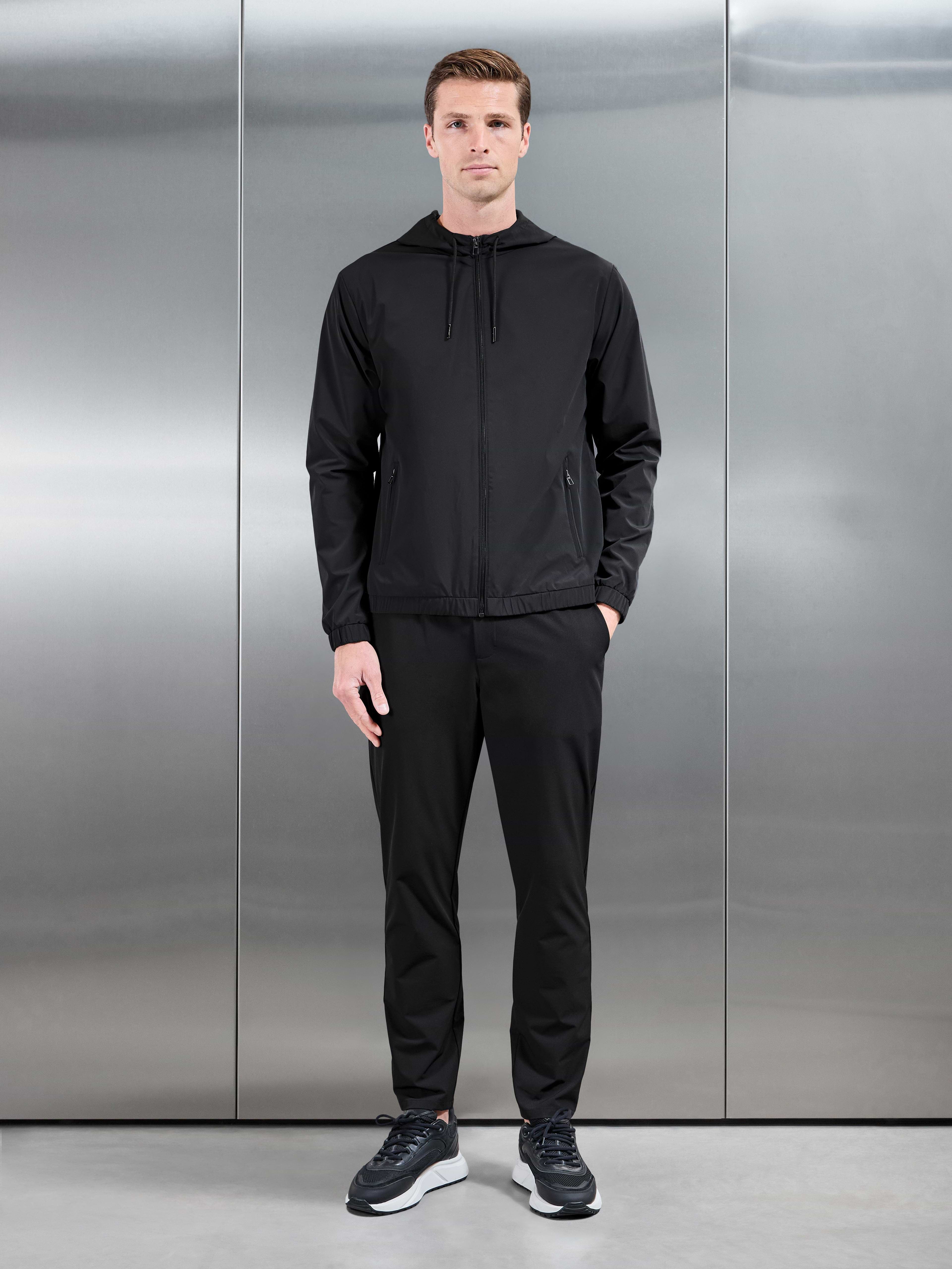 Shell Windbreaker in Black