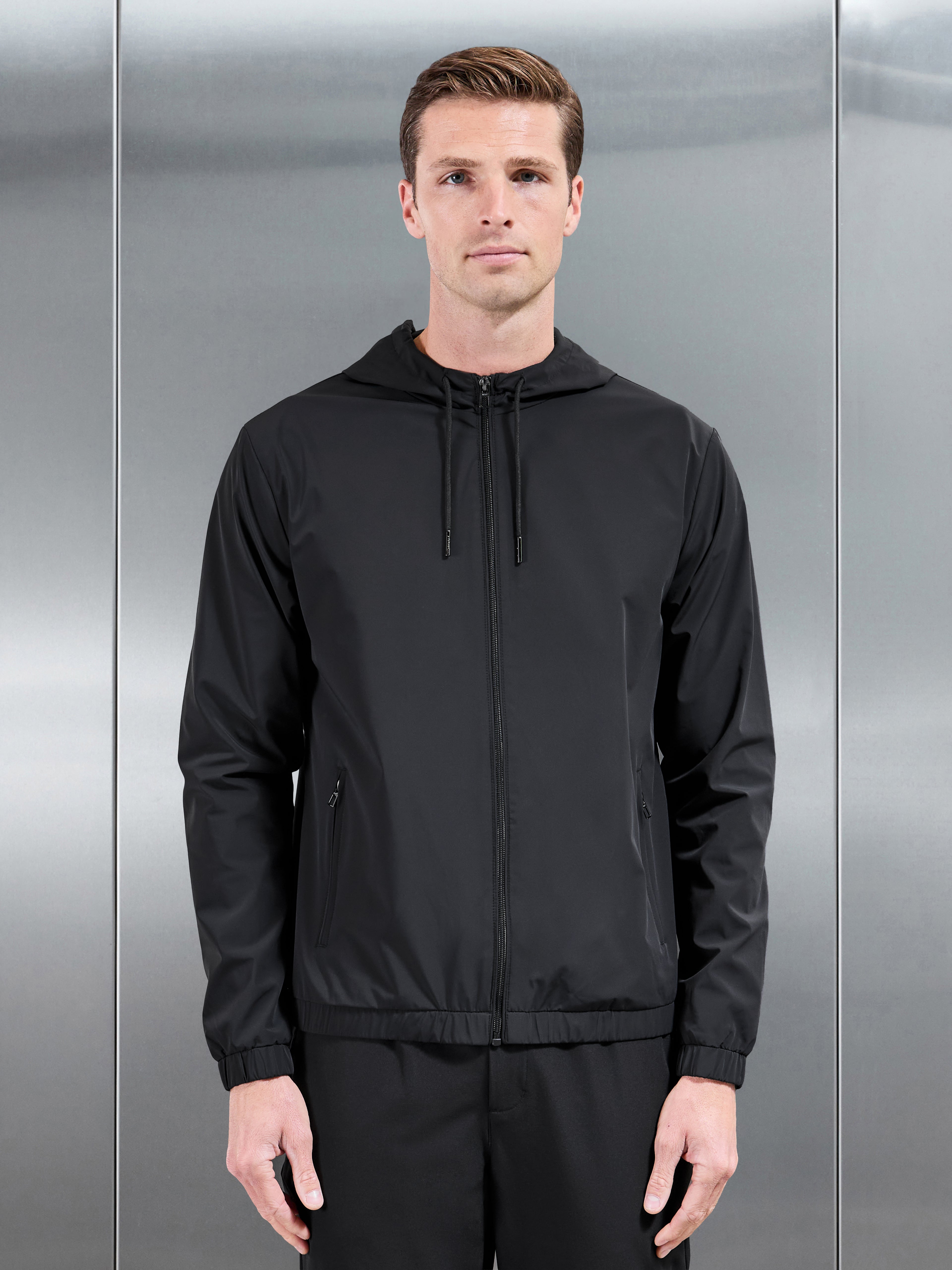 Shell Windbreaker in Black