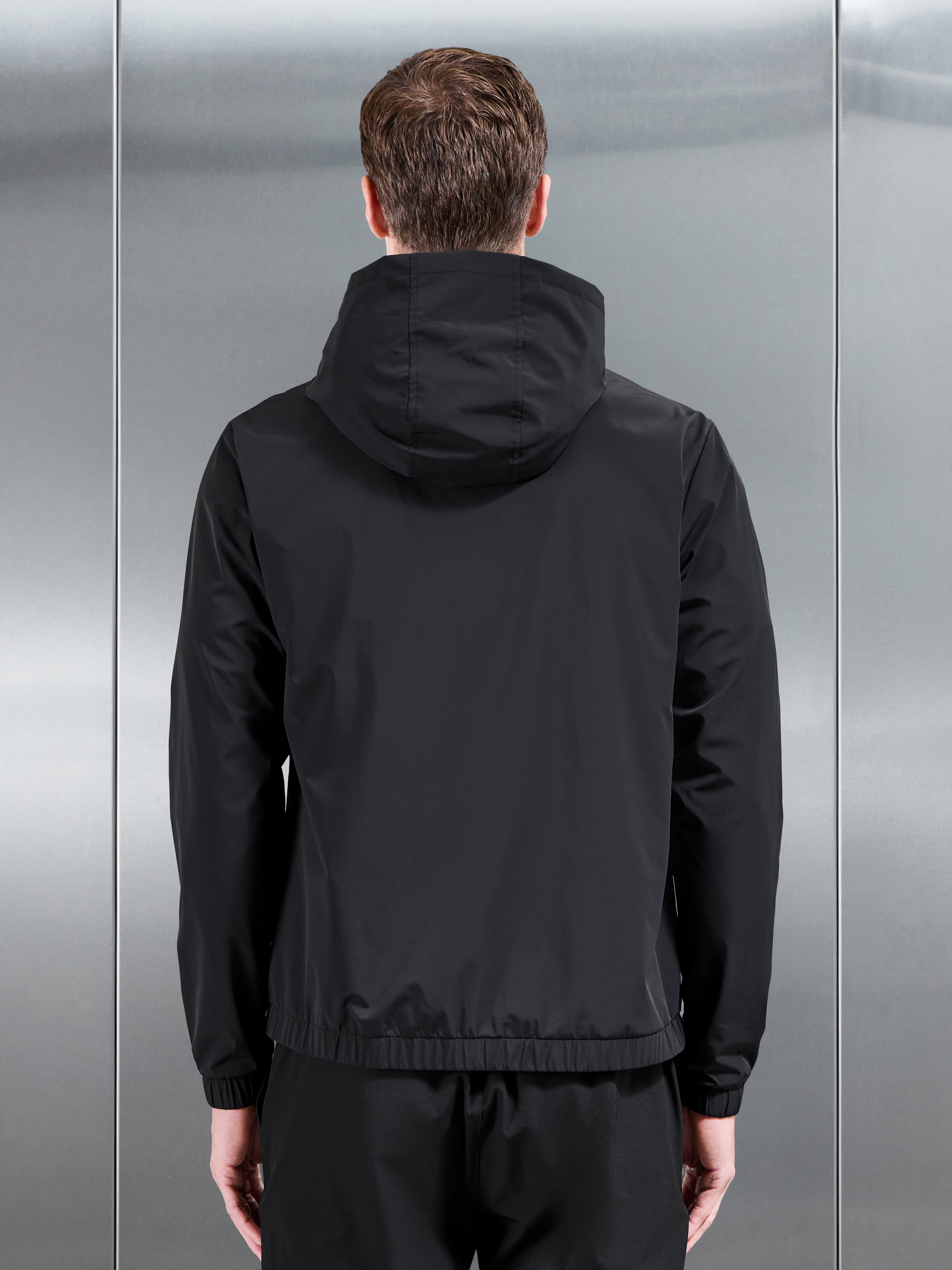 Shell Windbreaker in Black