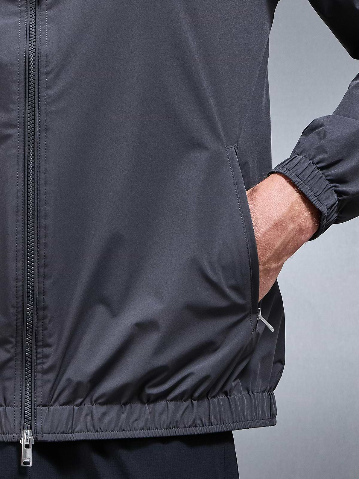 Shell Windbreakert Shell Windbreaker in Grey | ARNE UK