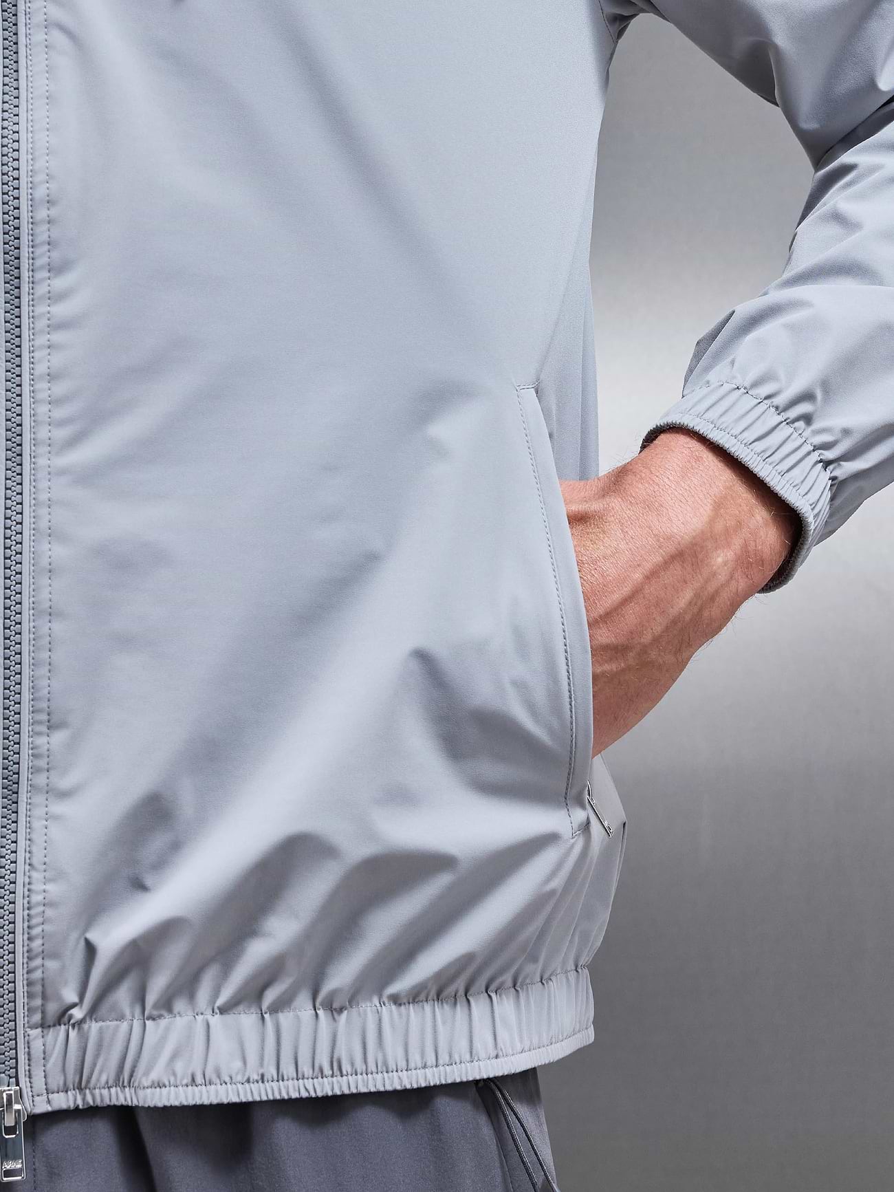 Shell Windbreakert Shell Windbreaker in Mid Grey | ARNE UK