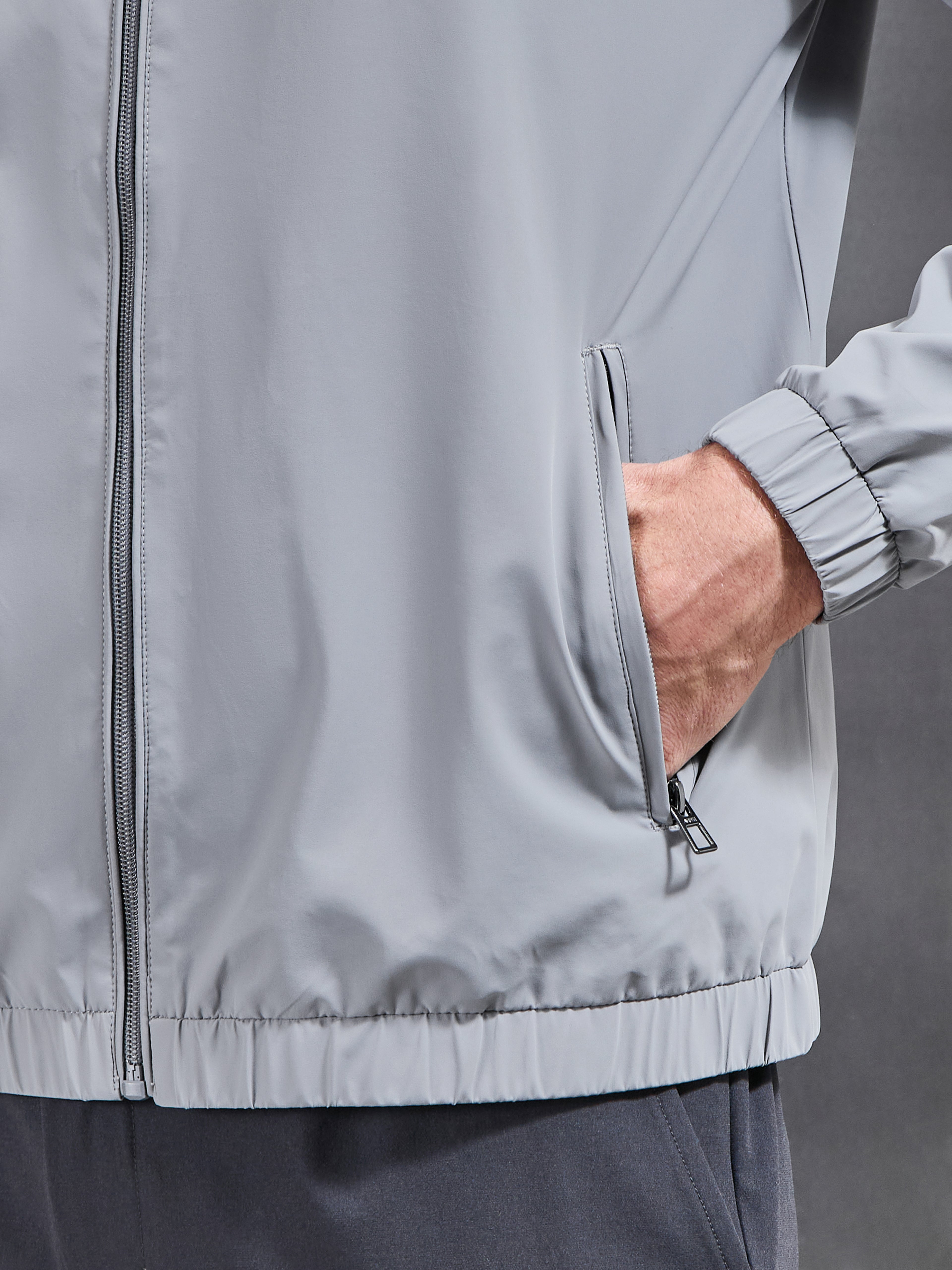 Shell Windbreaker in Mid Grey