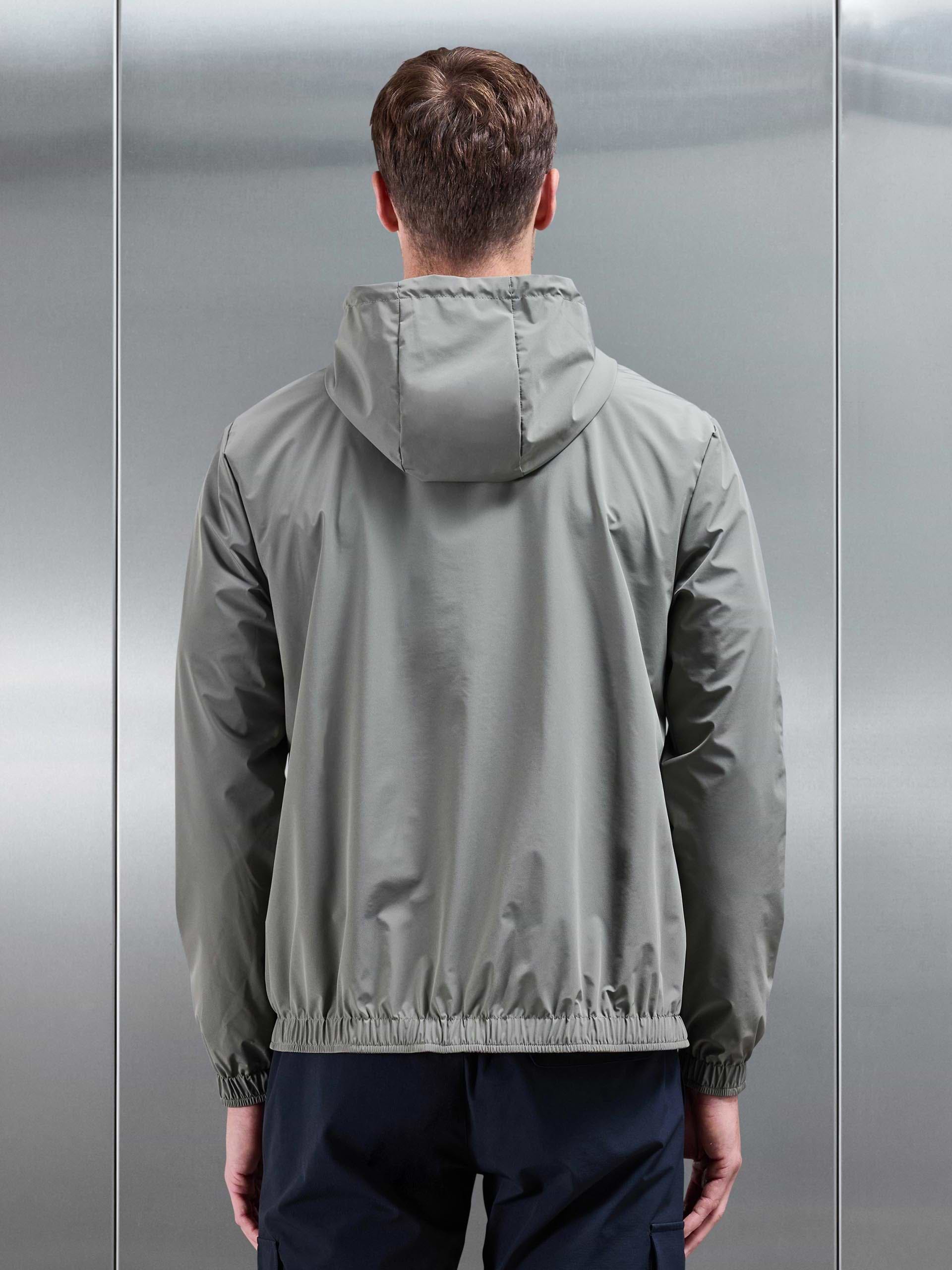 Shell Windbreaker in Olive