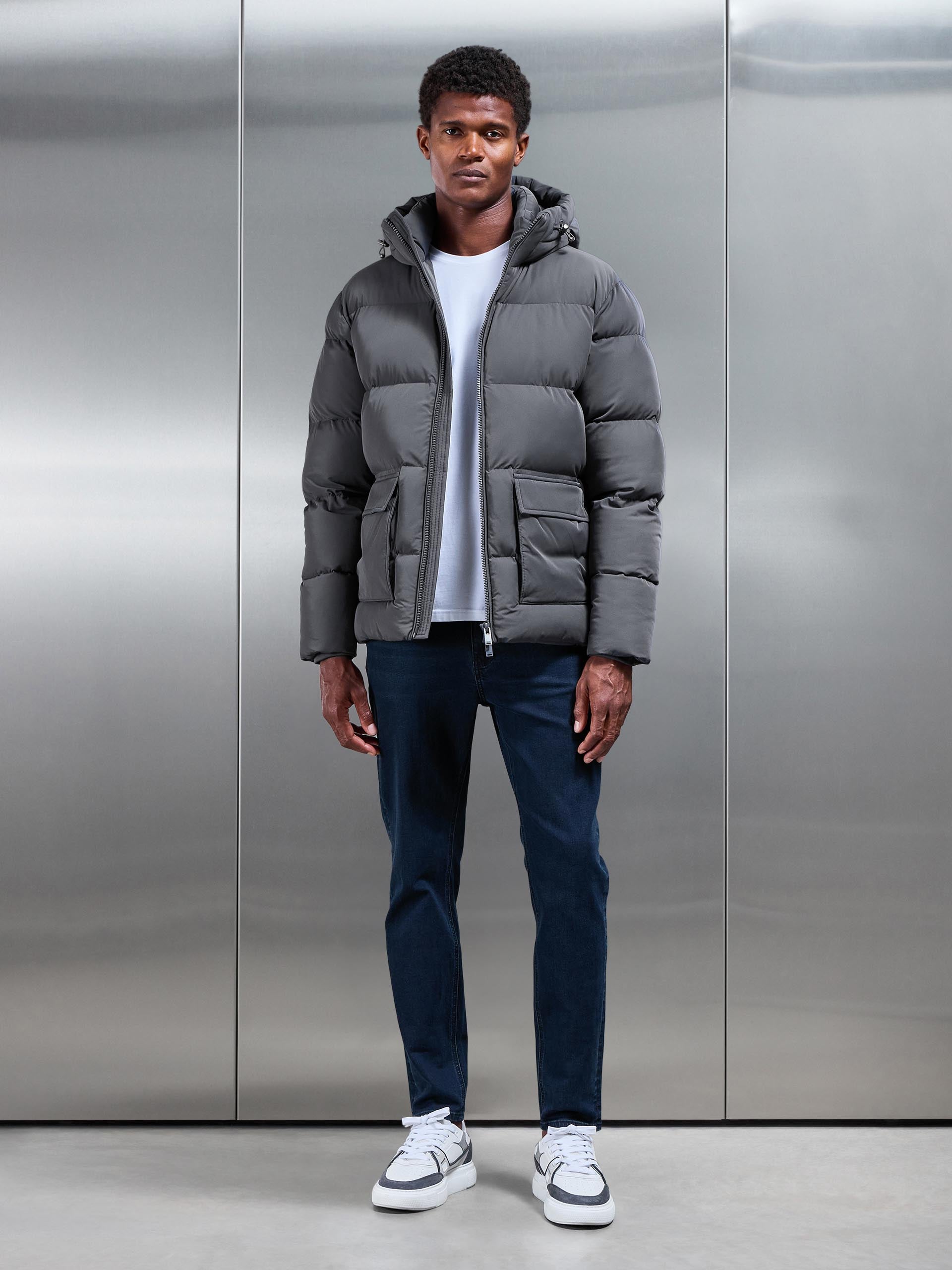 Short Puffer Parka in Grey