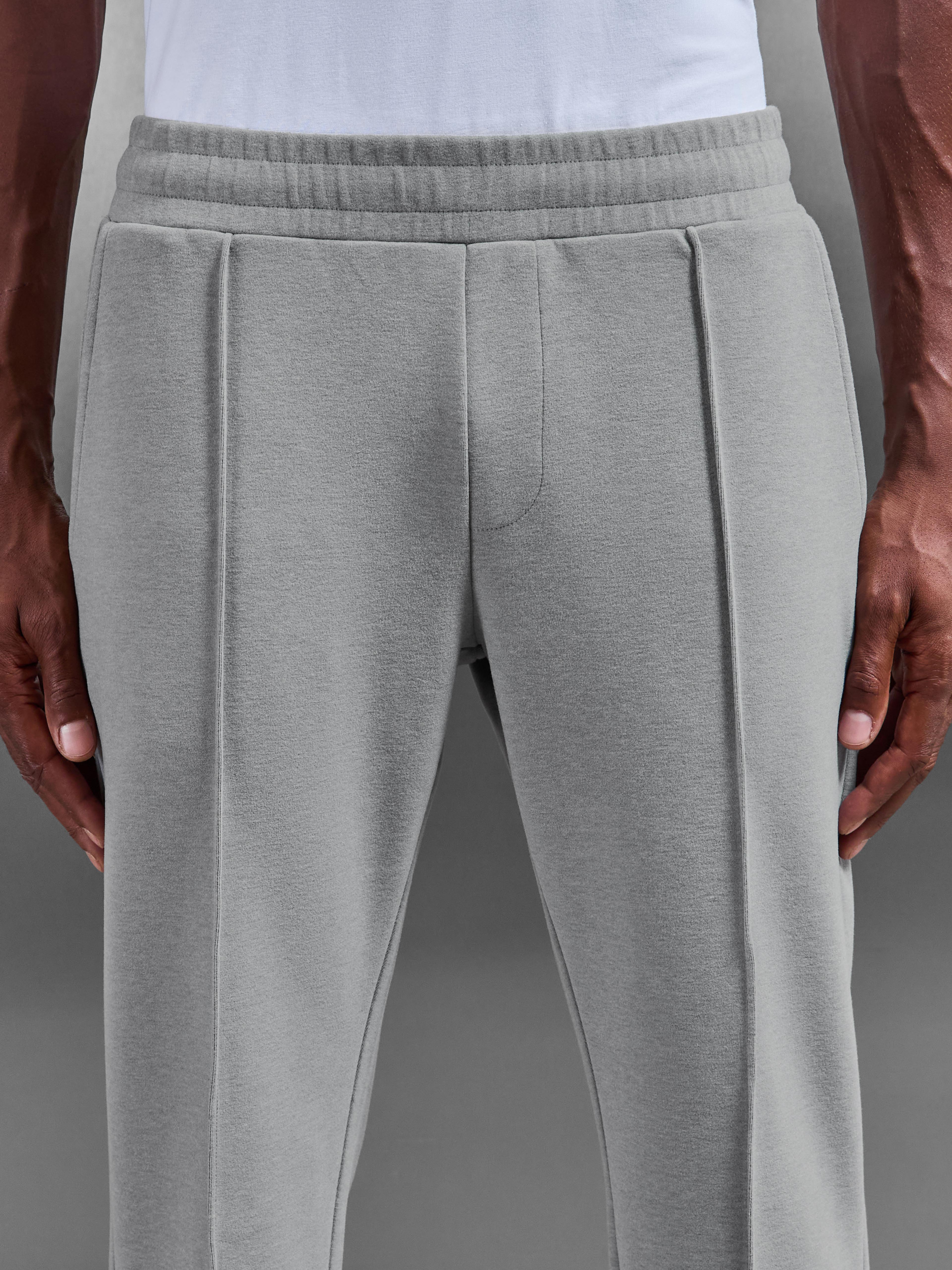 Slim Fit Knitted Jogger in Marl Grey