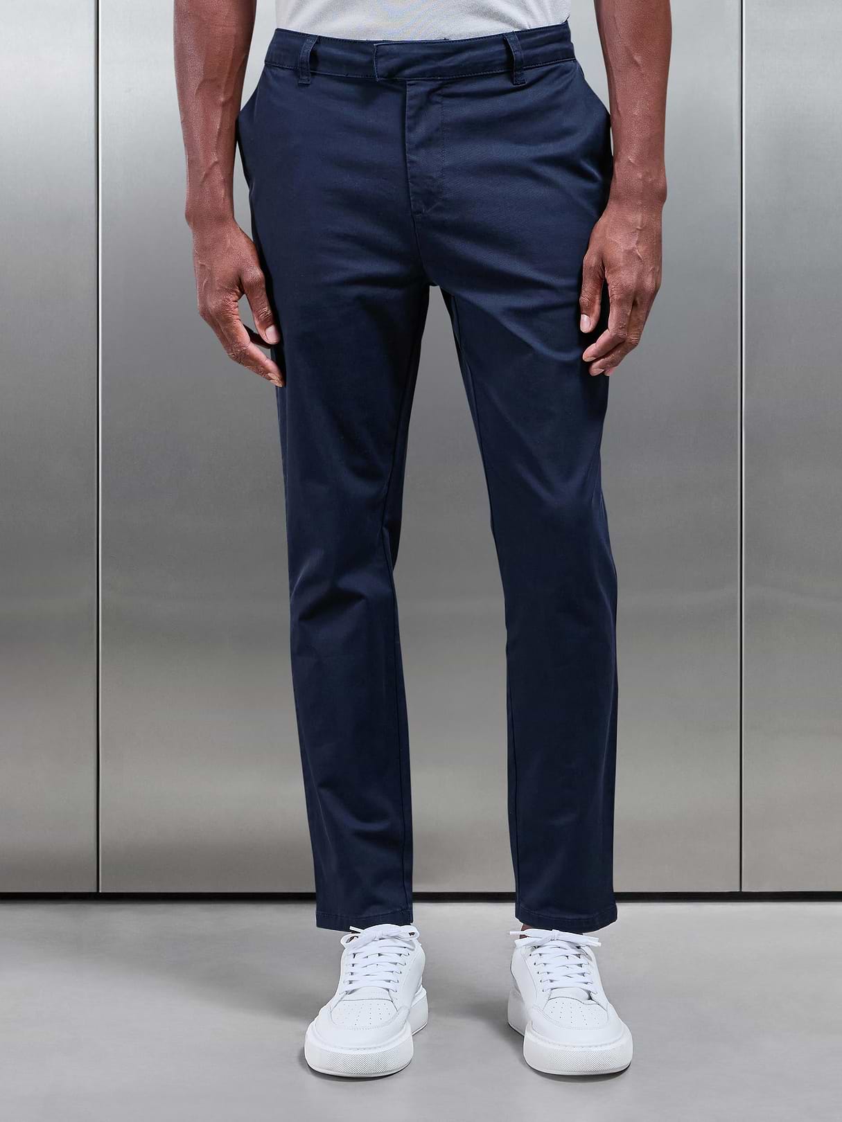 Slim Fit Tailored Chino Trouser in Navy | ARNE AU