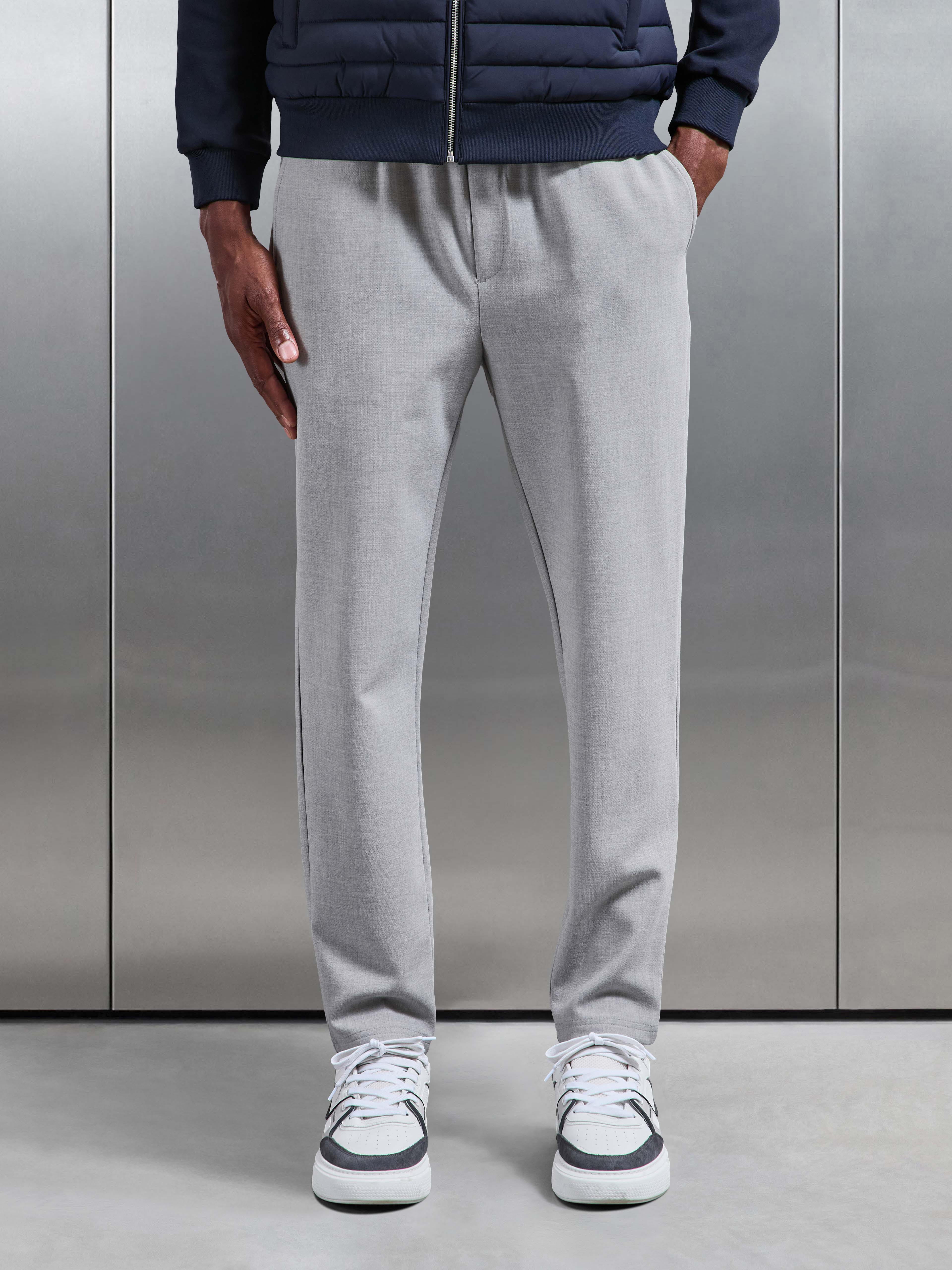 Smart Casual Jogger in Stone