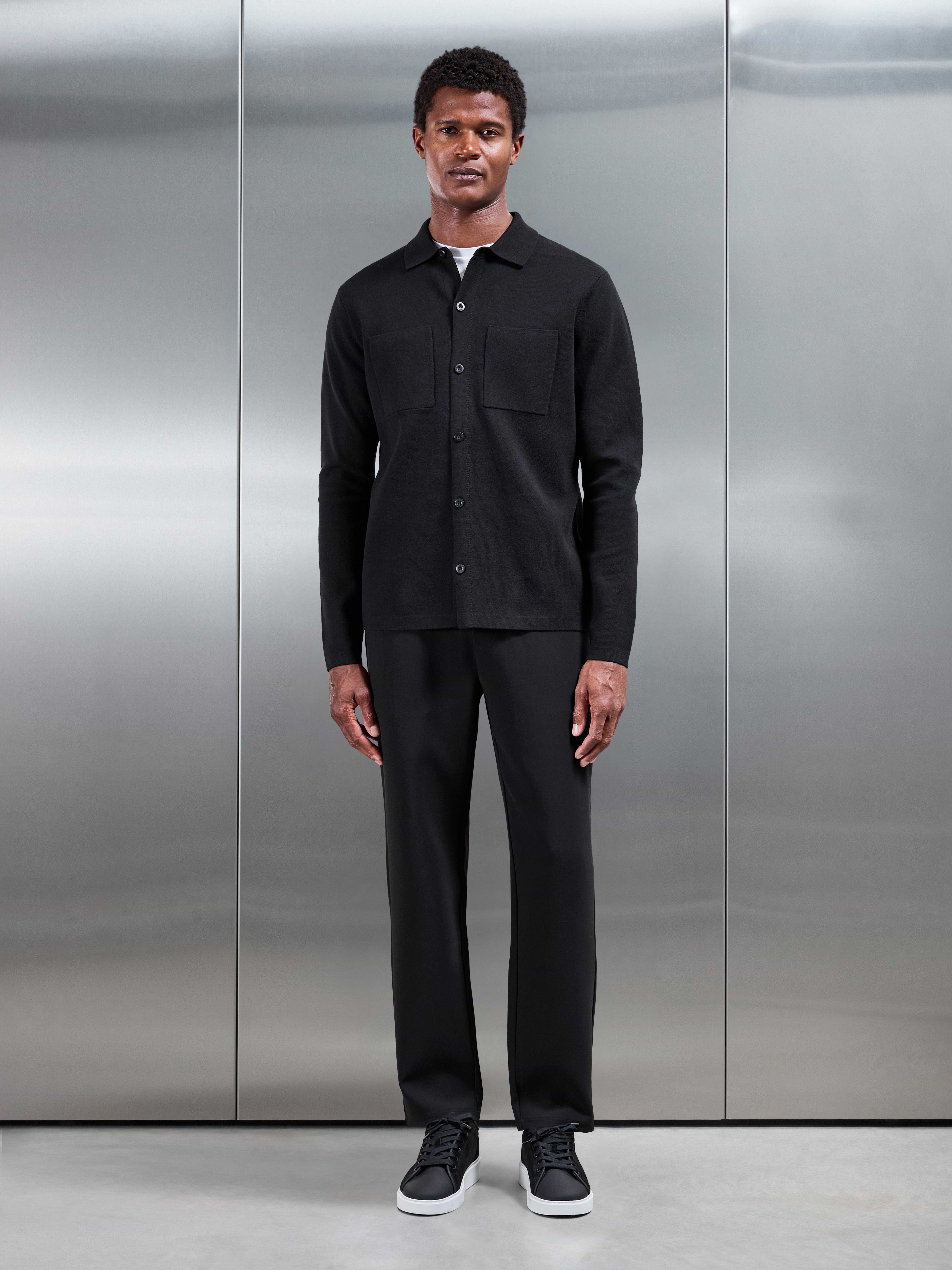 Smart Casual Straight Leg Jogger in Black