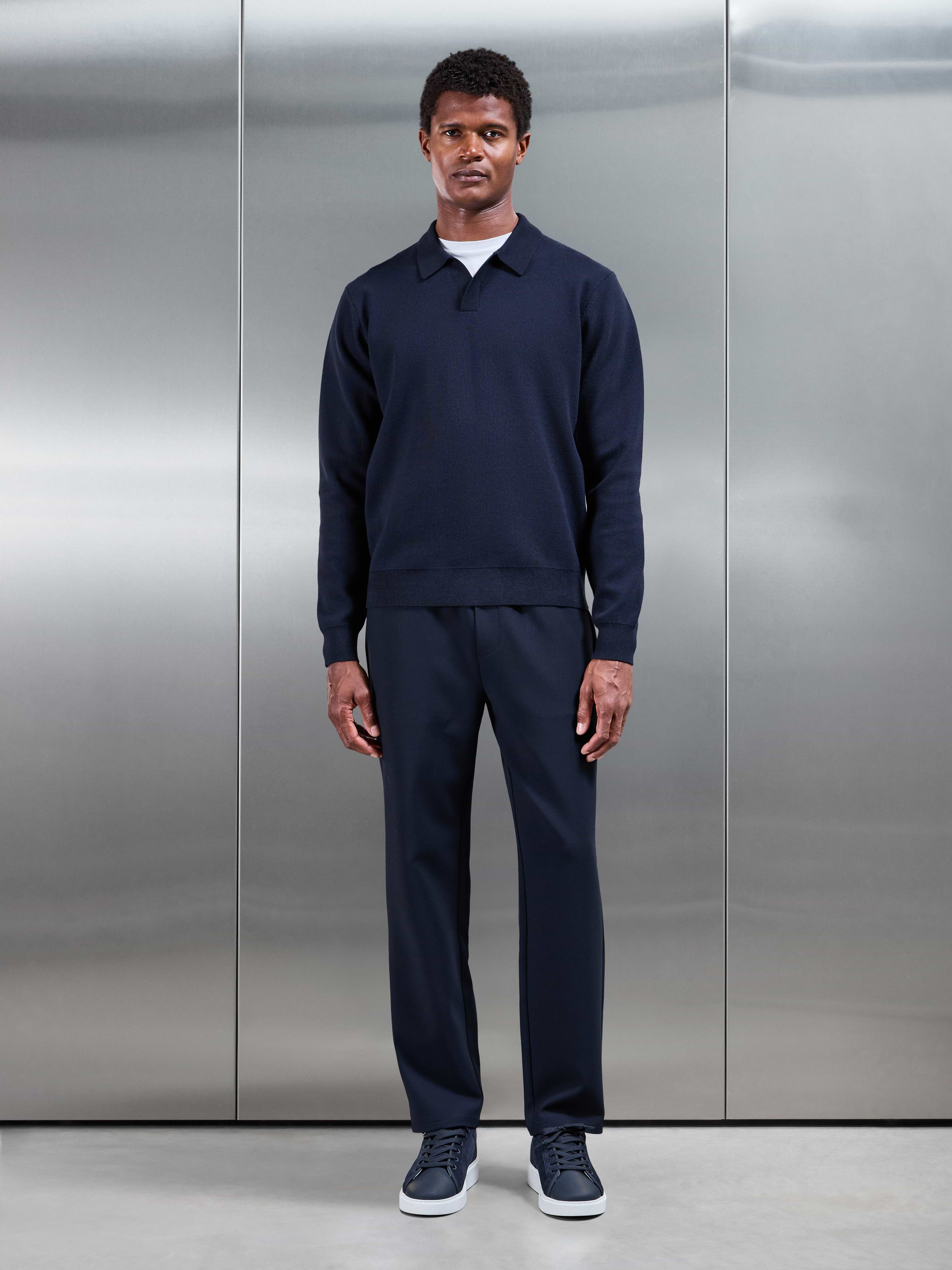 Smart Casual Straight Leg Jogger in Navy