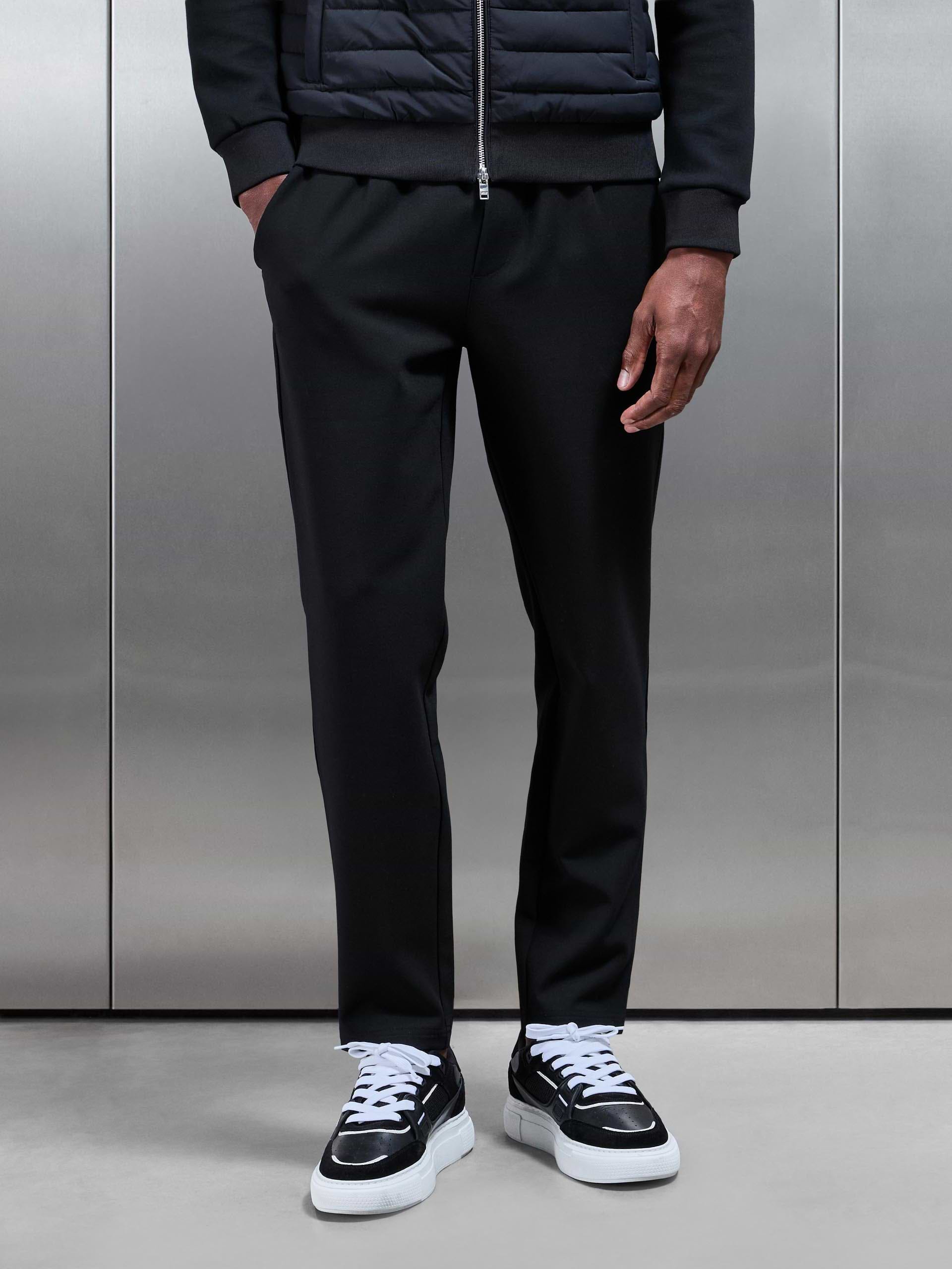 Smart Casual Jogger in Black