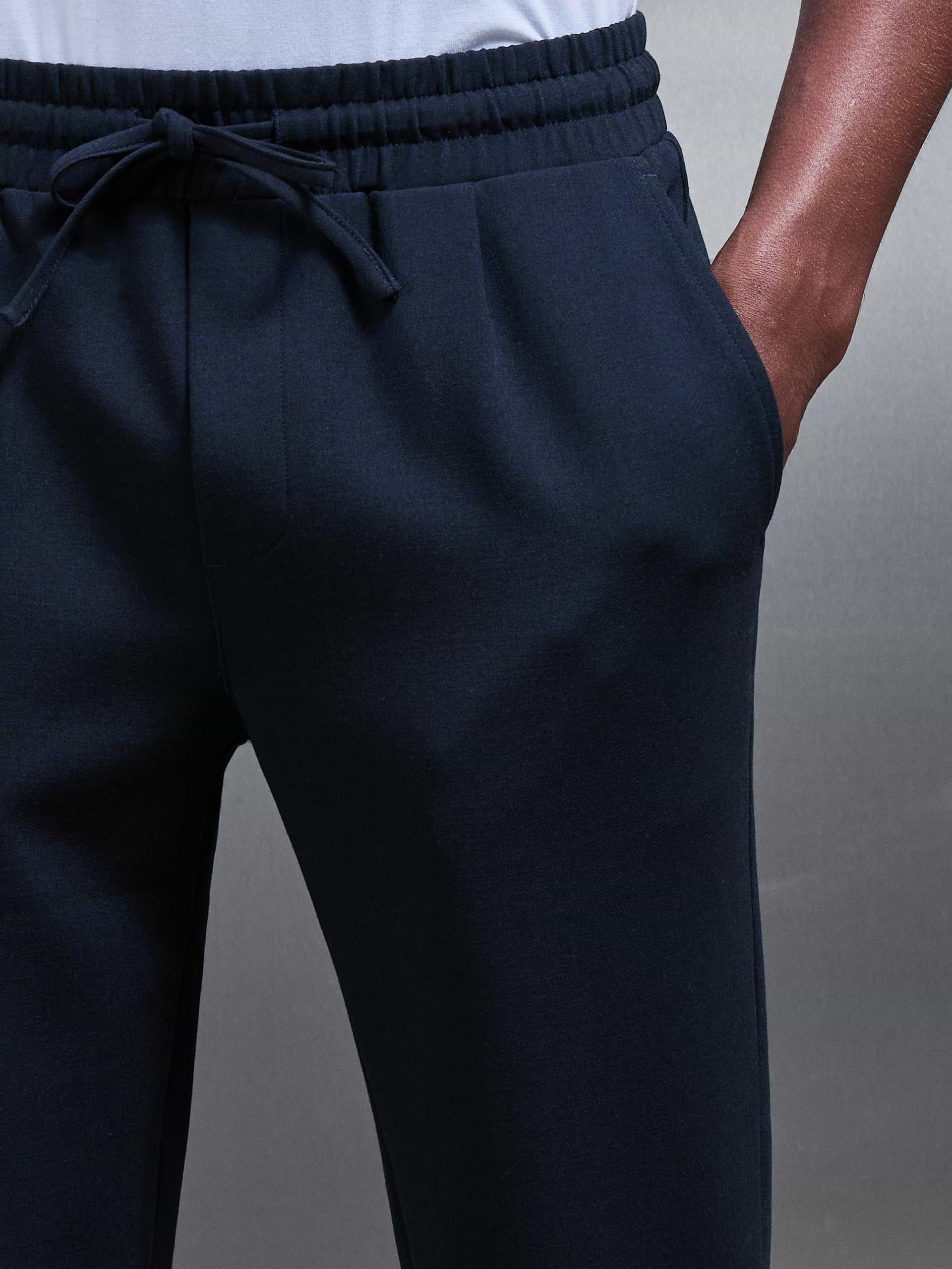 Smart Casual Jogger in Navy