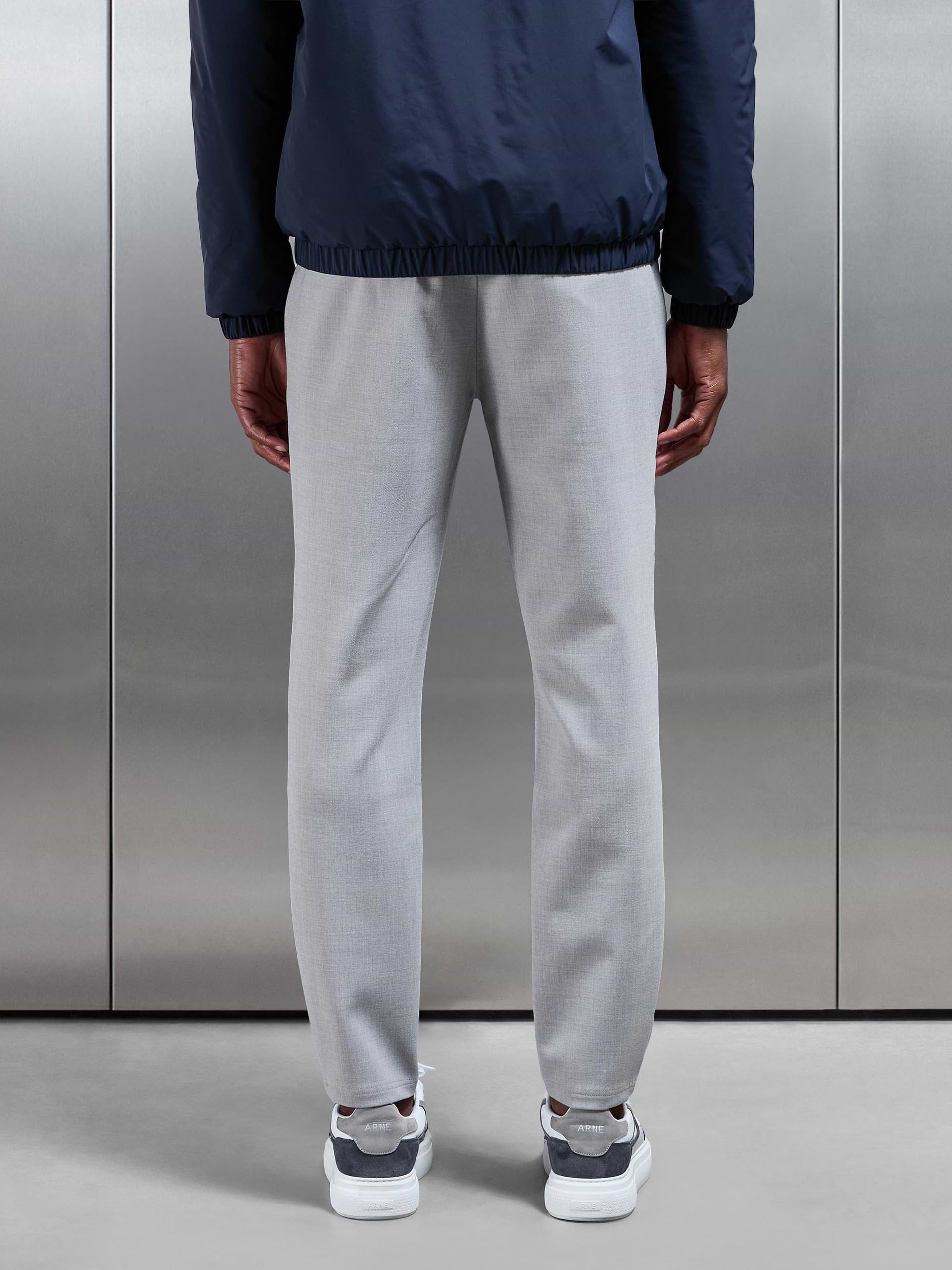 Smart Casual Jogger in Stone