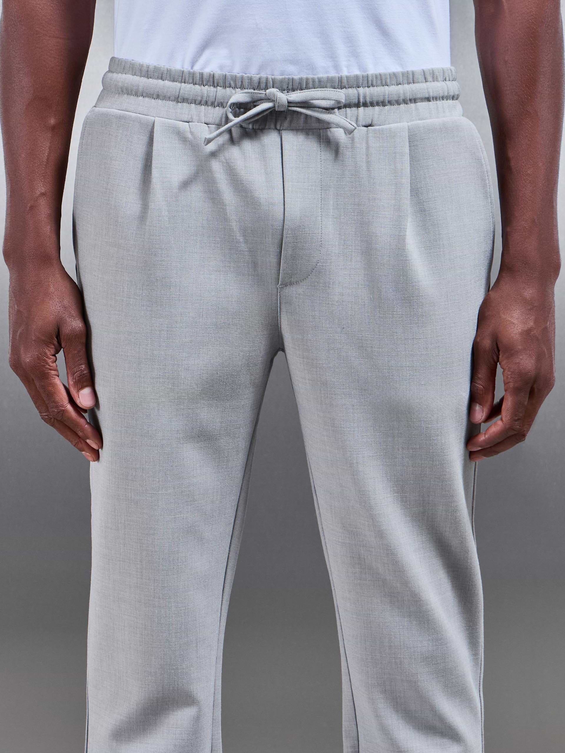 Smart Casual Jogger in Stone