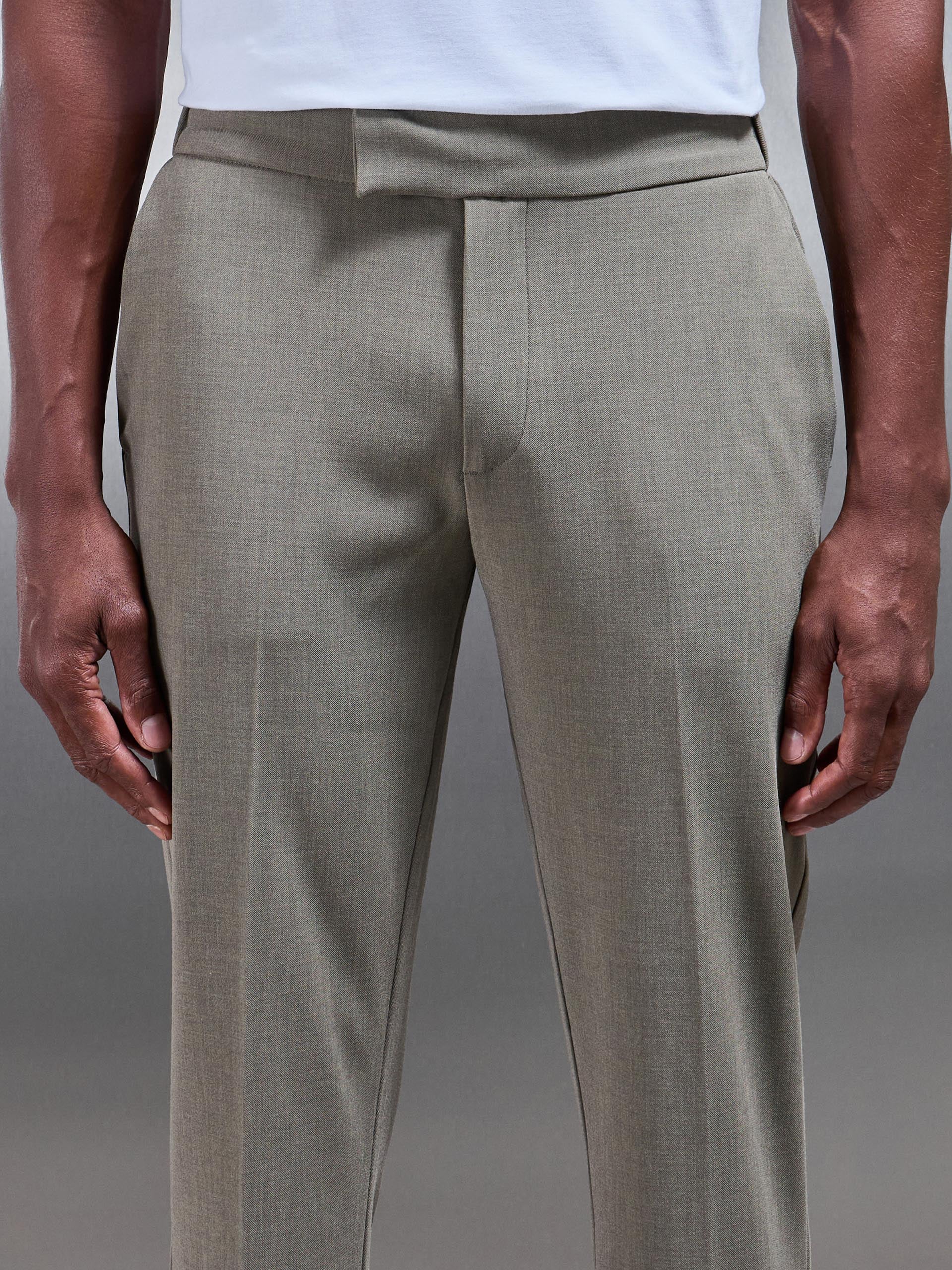 Smart Tailored Drawstring Stretch Trouser in Olive