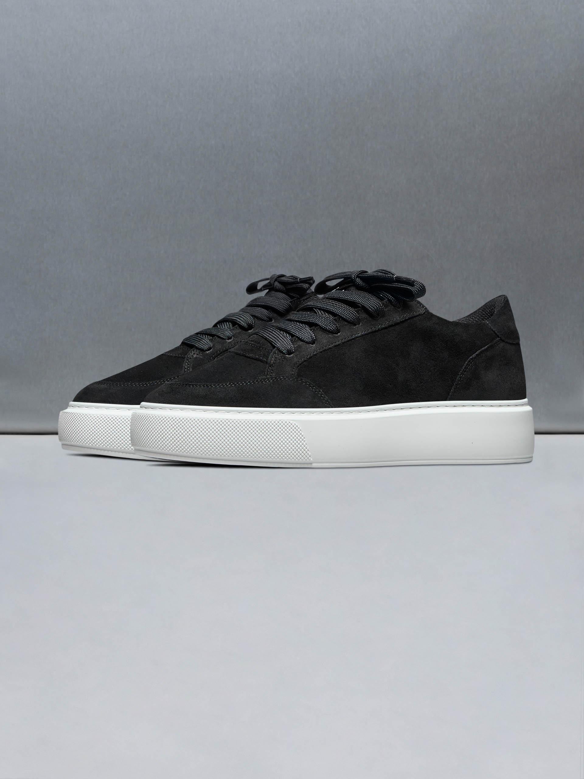 Suede Court 2.0 Trainer in Black