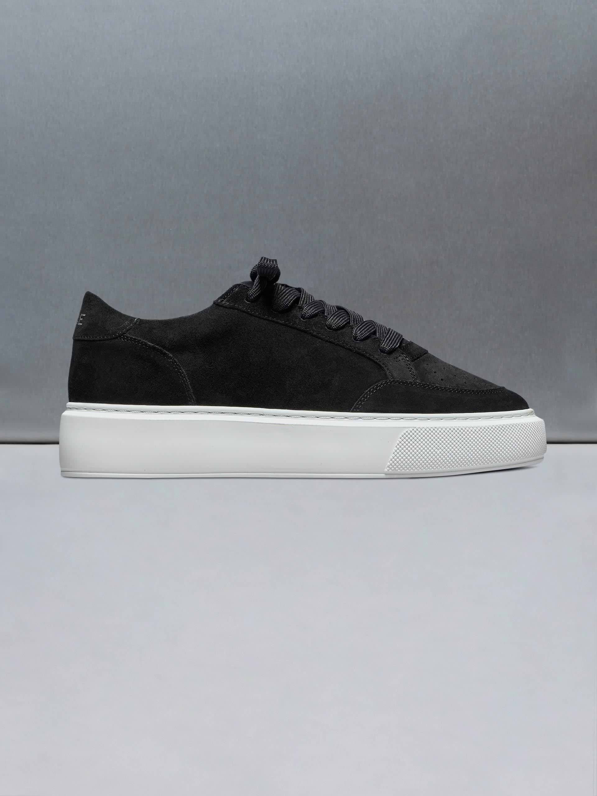 Suede Court 2.0 Trainer in Black