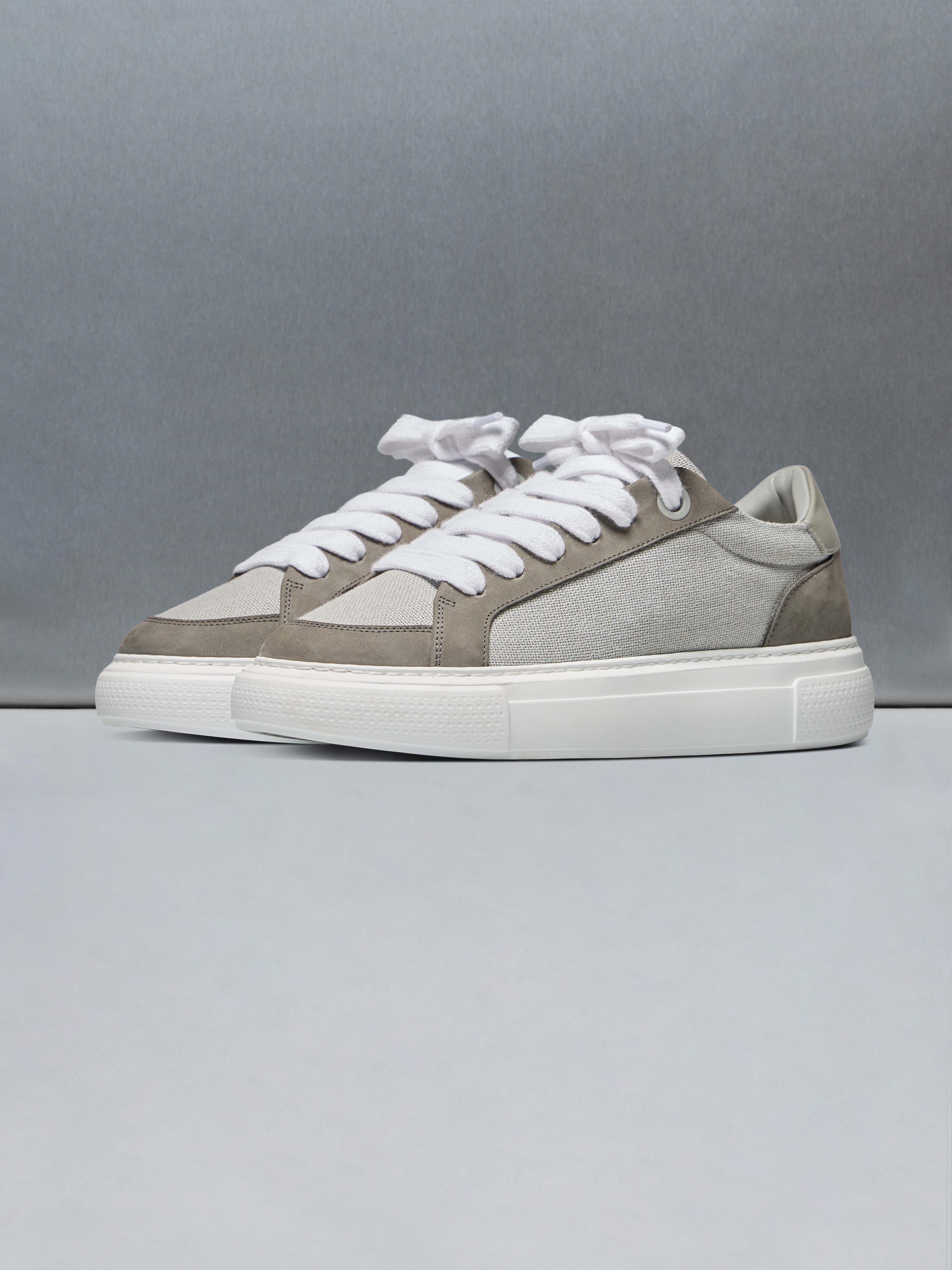 Studio Trainer in Grey
