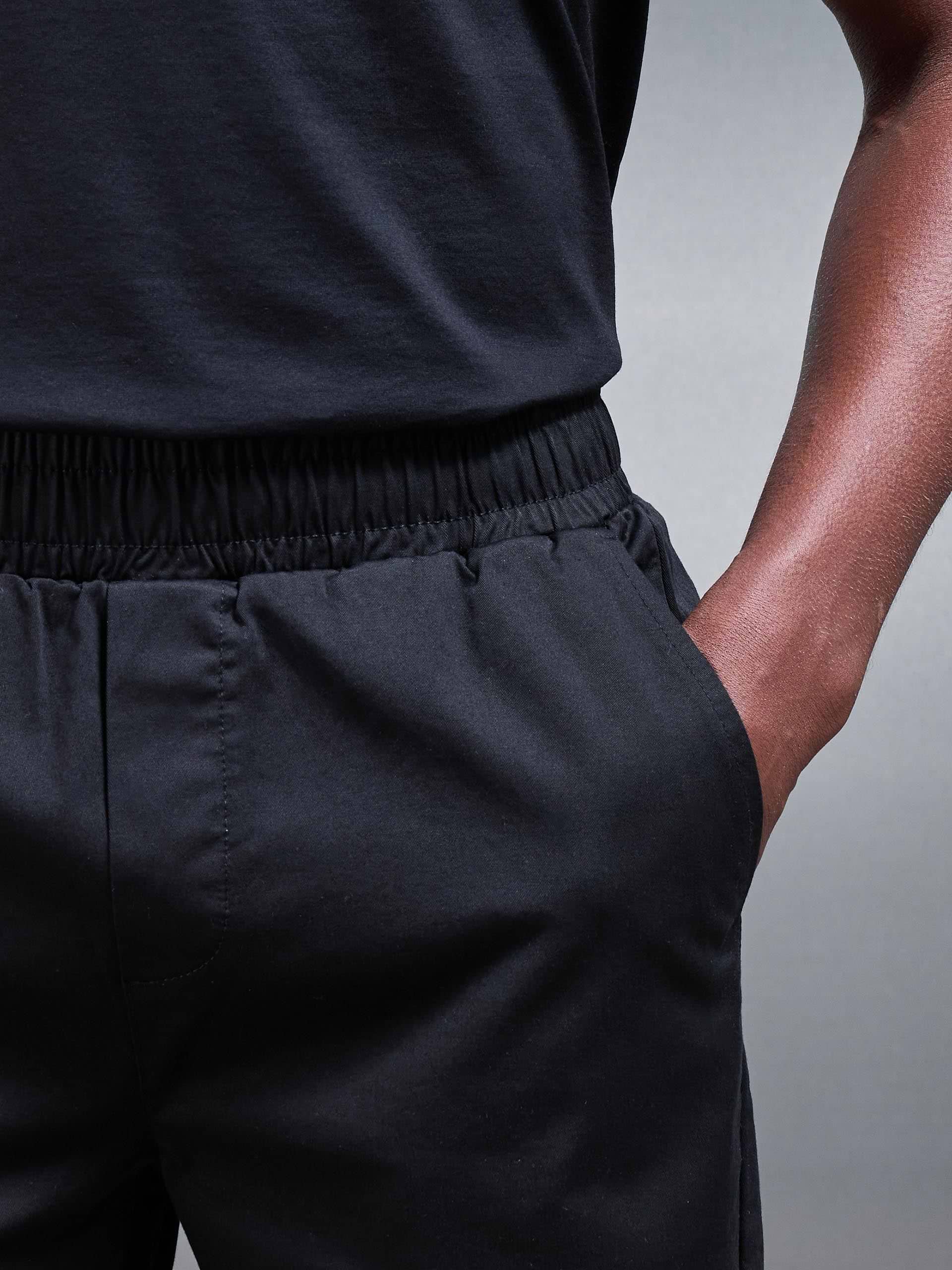 Drawstring Chino Short in Black