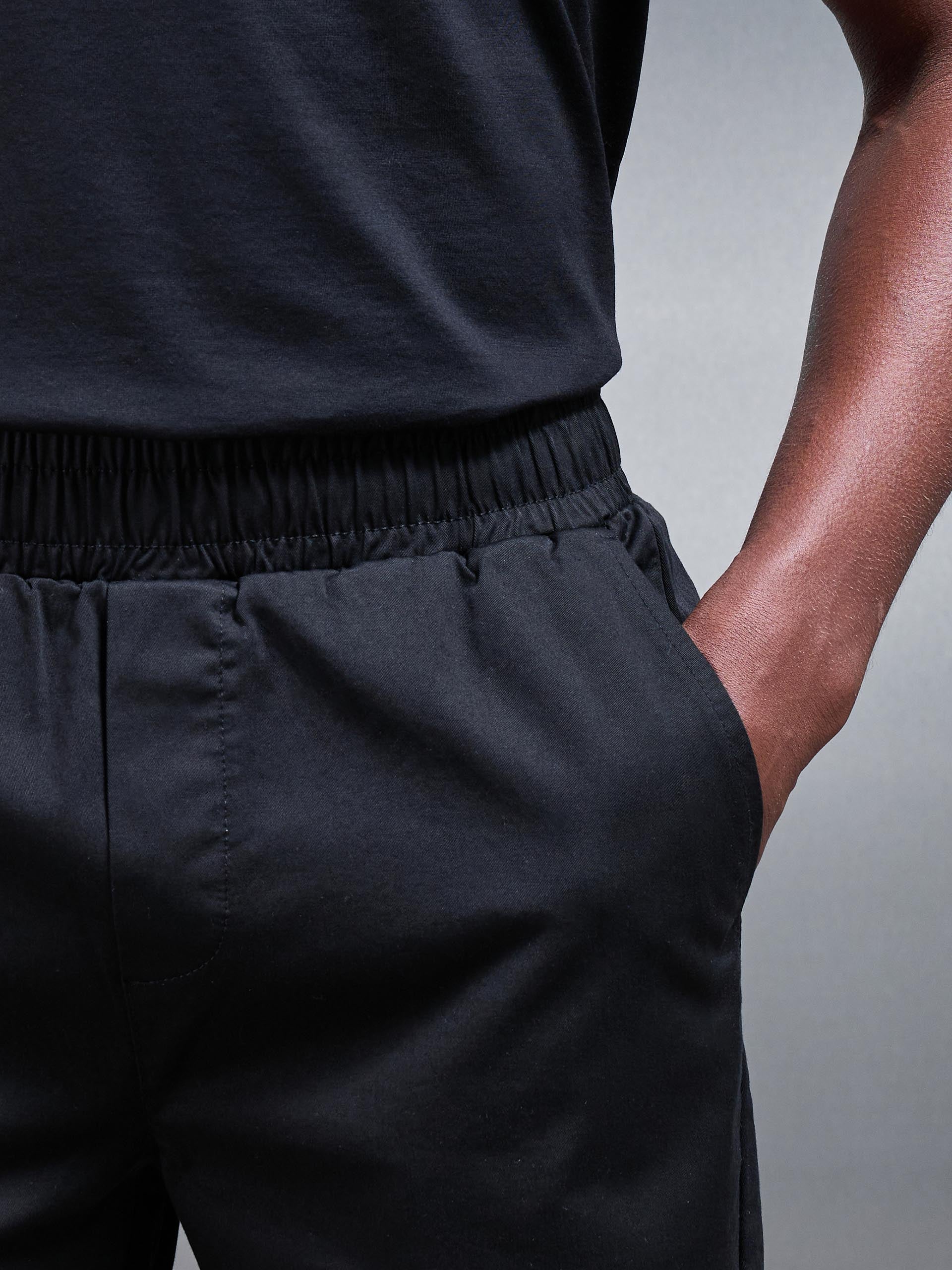 Drawstring Chino Short in Black