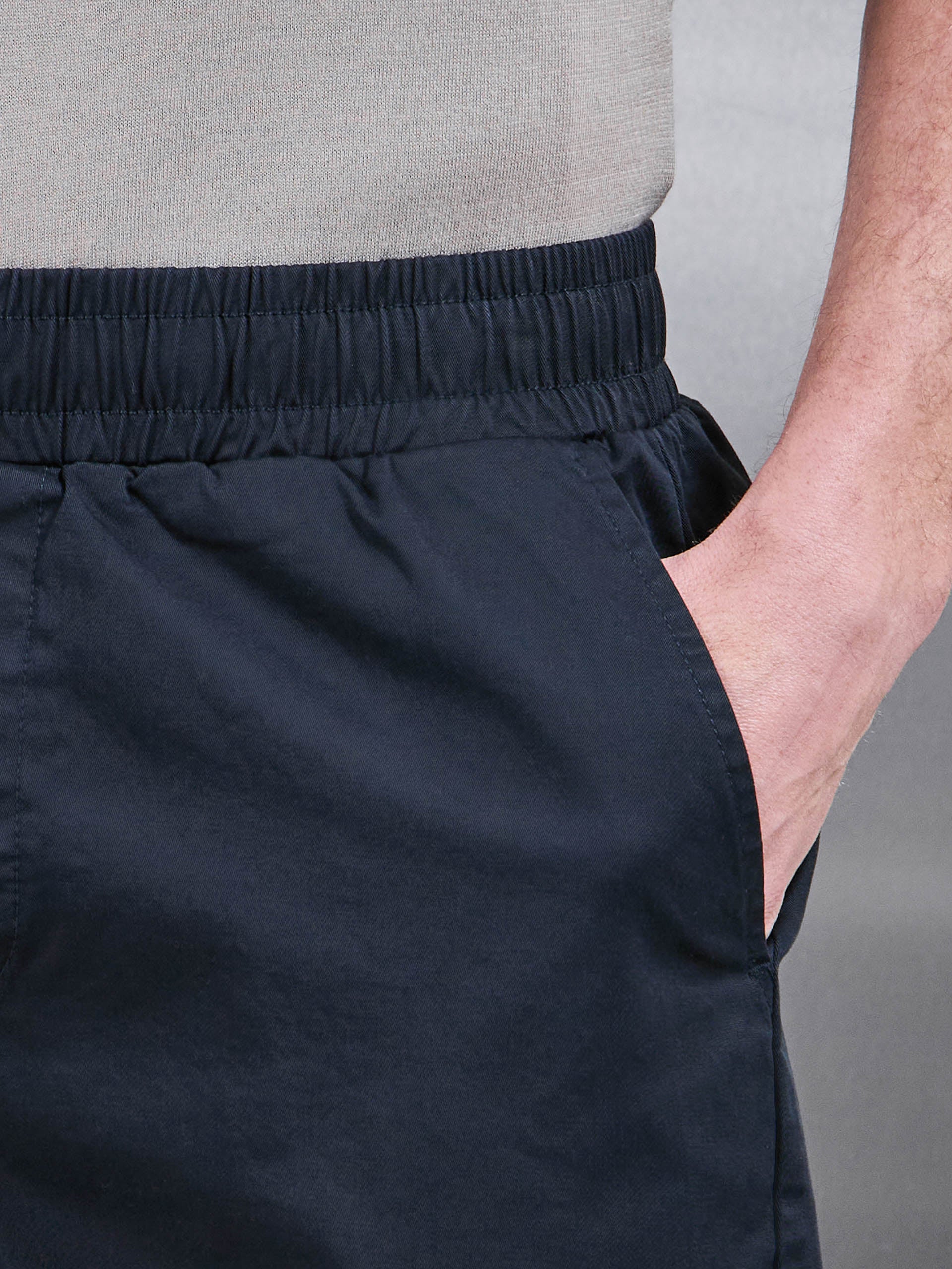 Tailored Chino Drawstring Short in Navy