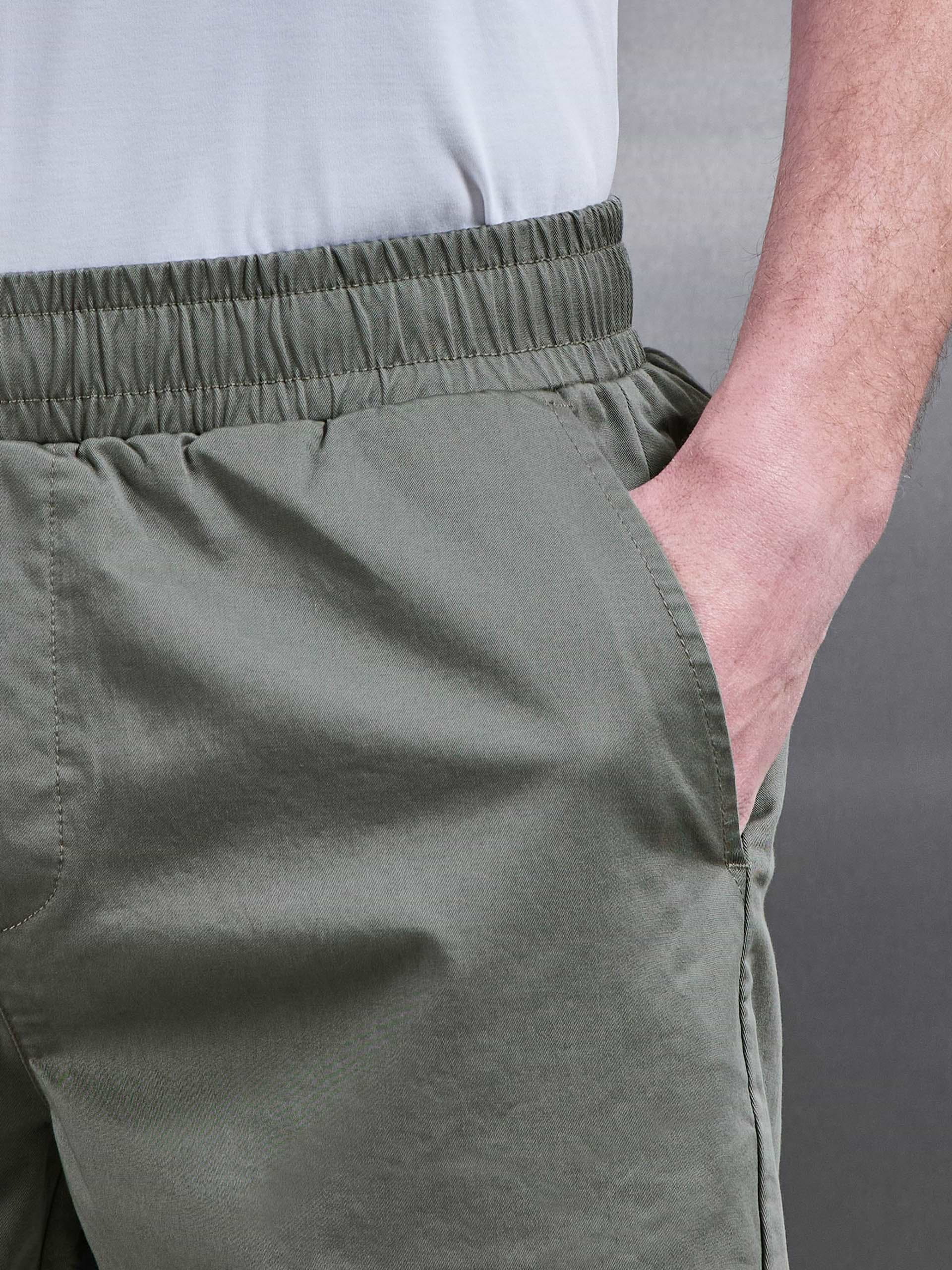 Tailored Chino Drawstring Short in Olive