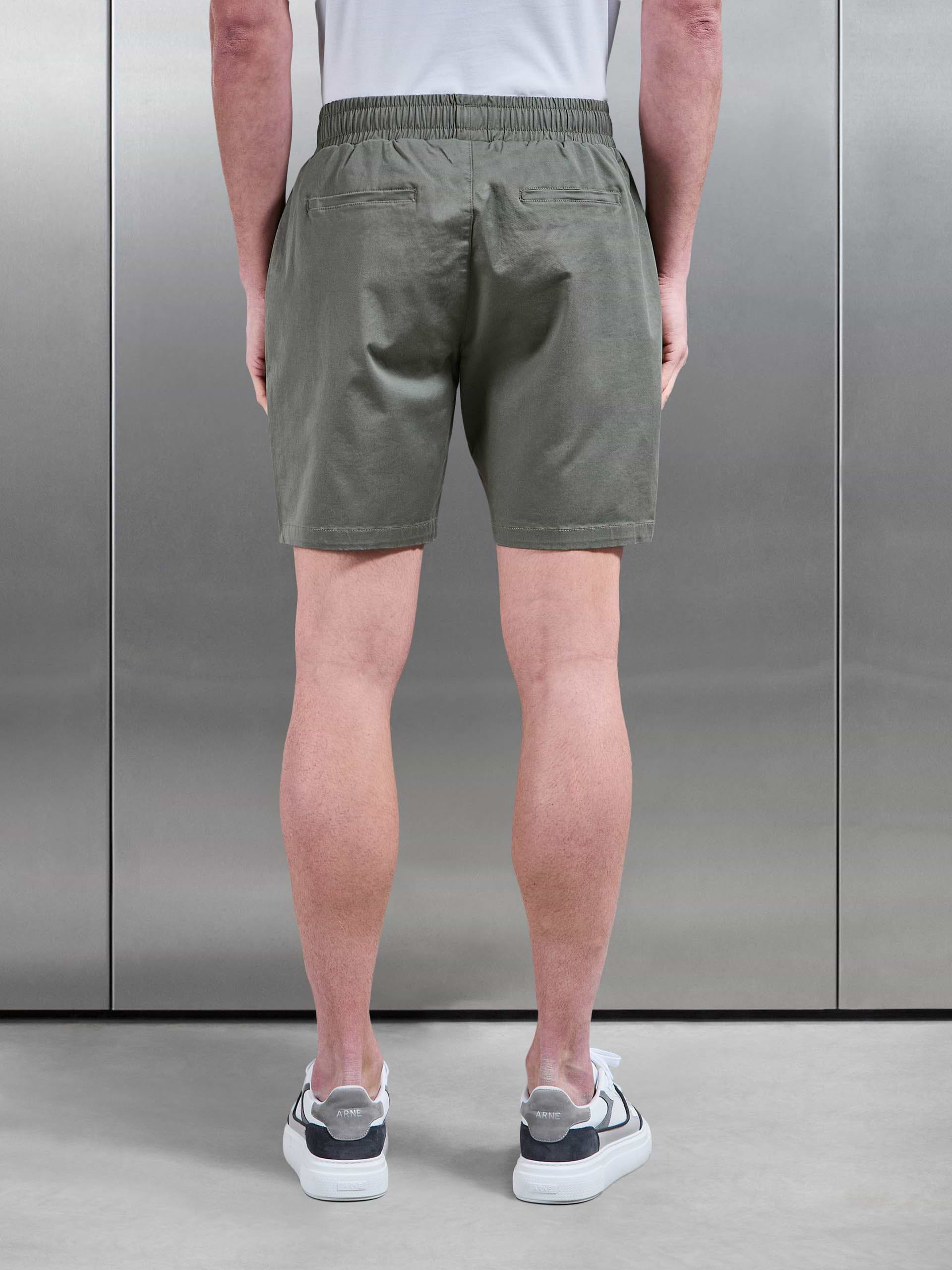 Tailored Chino Drawstring Short in Olive