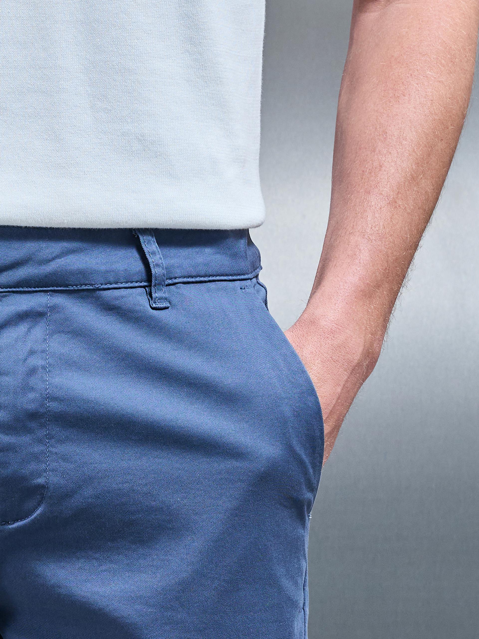 Slim Chino Short in Air Force Blue