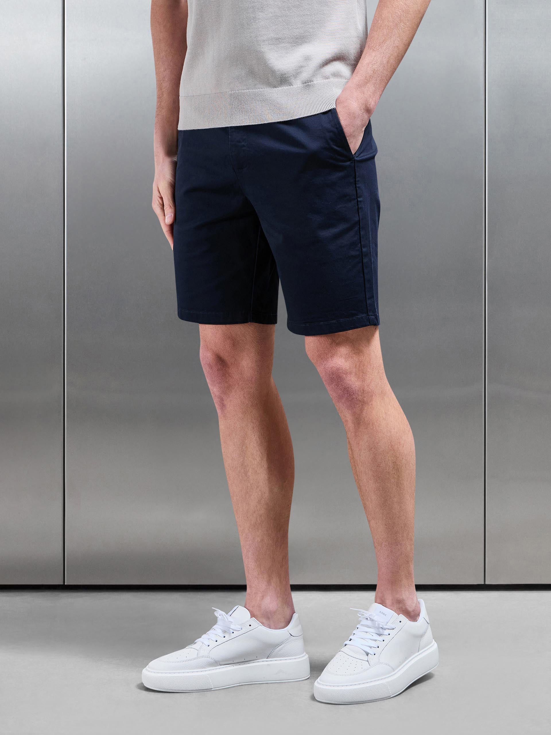 Slim Chino Short in Navy