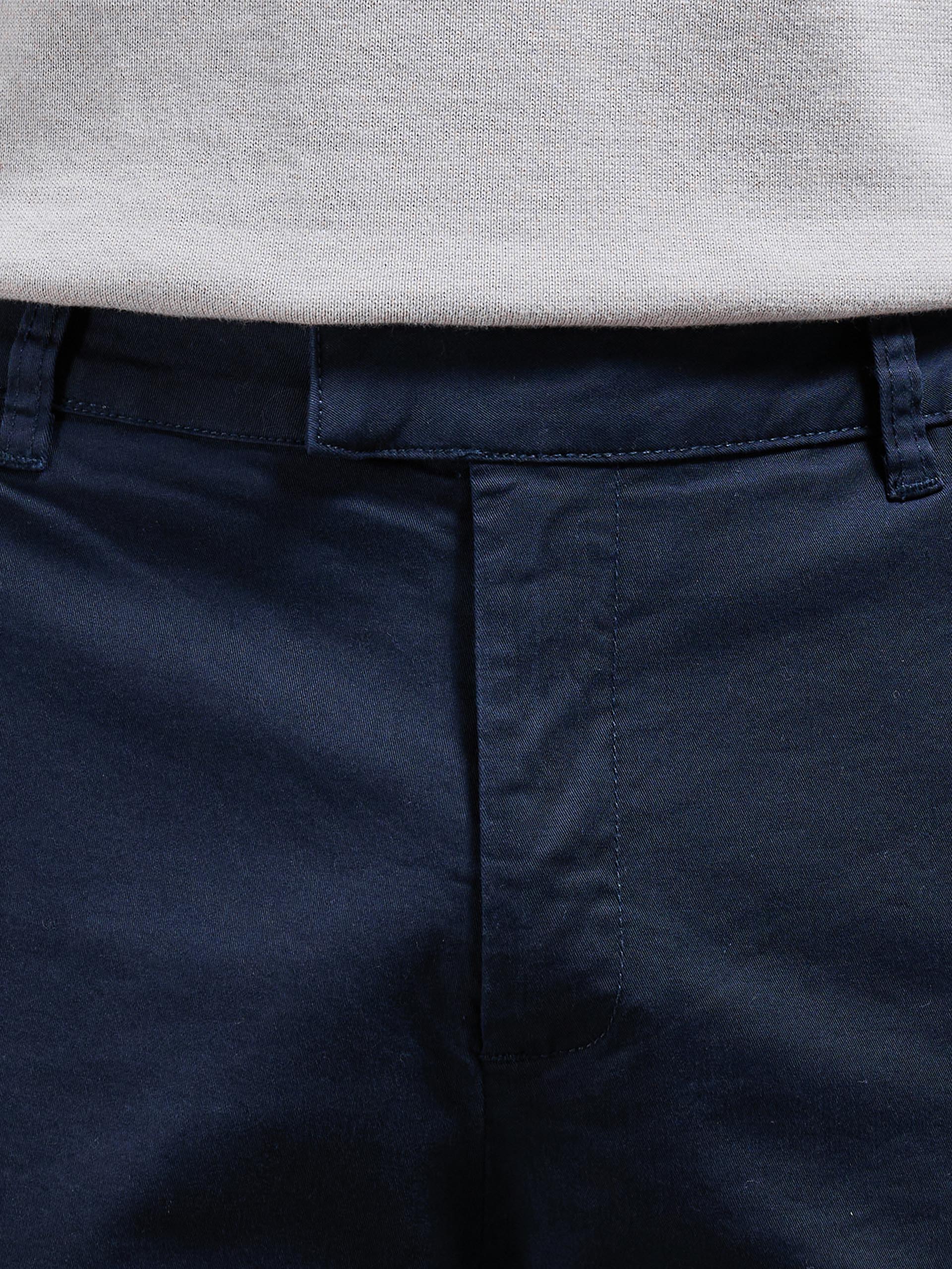 Slim Chino Short in Navy
