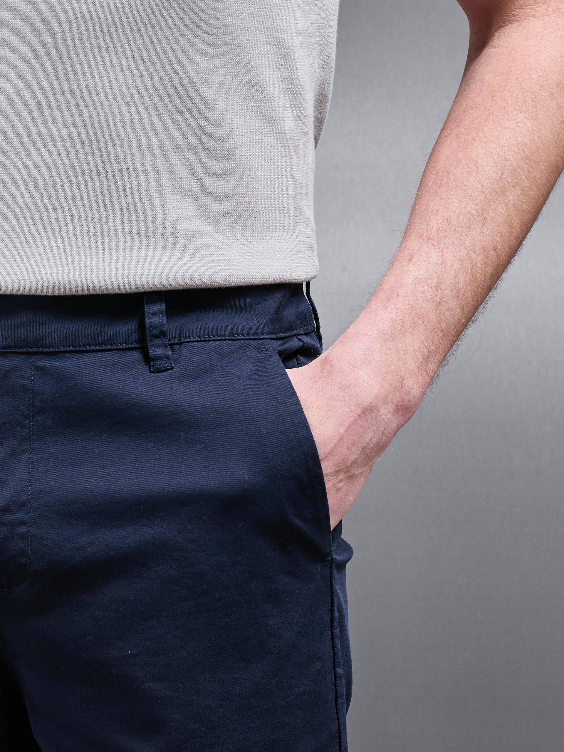 Slim Chino Short in Navy